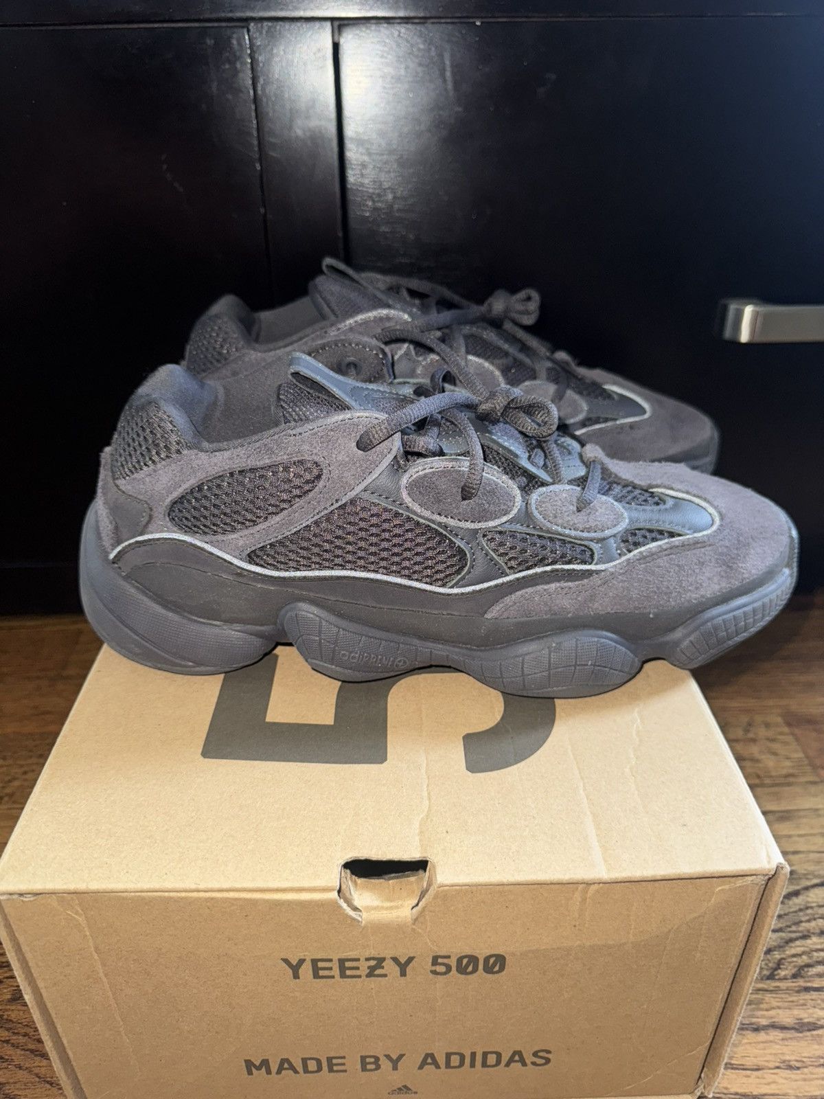 Adidas Adidas Yeezy 500 'Utility Black' Size US 10 / EU 43 - 9 Thumbnail