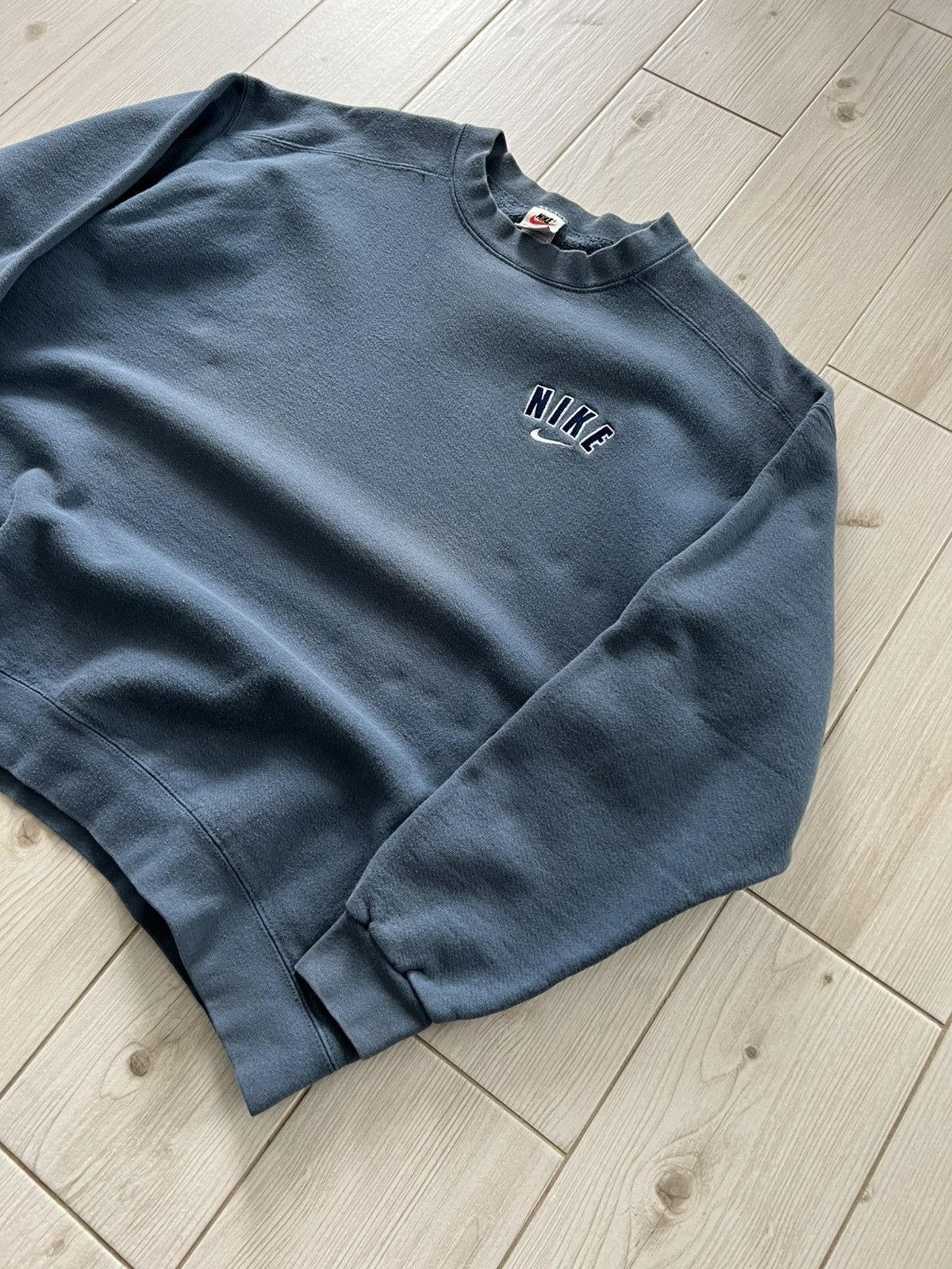 Nike Vintage 90s Nike Sweatshirt Y2K Hype Rare Size XL Size US XL / EU 56 / 4 - 7 Thumbnail