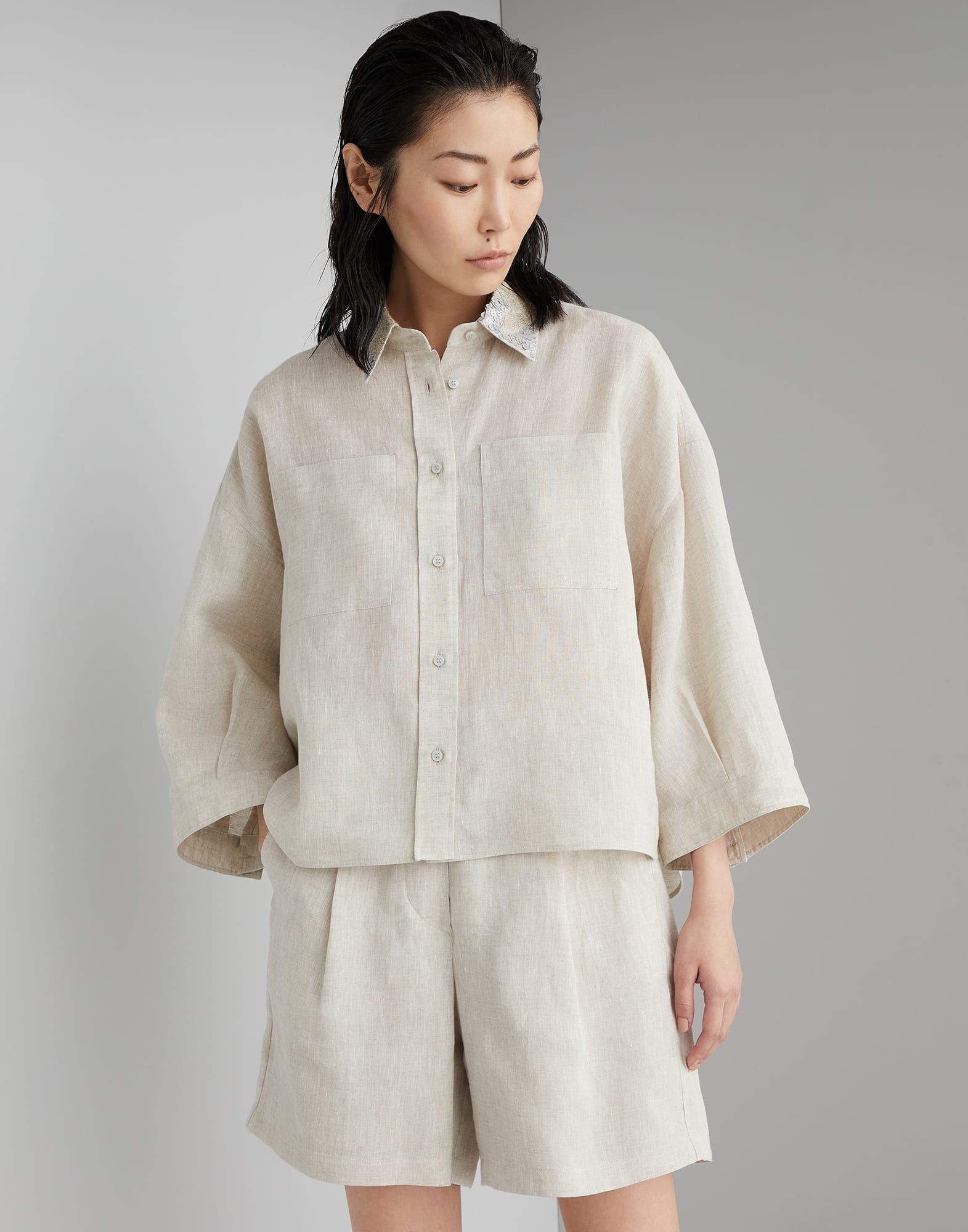 Brunello Cucinelli o1w1db10825 Blouse in Light Beige Size M / US 6-8 / IT 42-44 - 1 Thumbnail