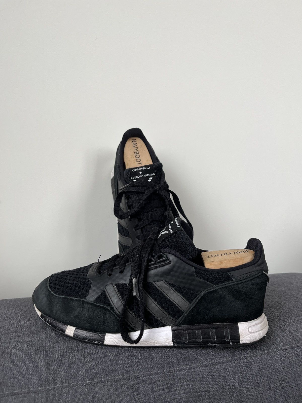 Adidas × White Mountaineering Adidas Boston x White Mountaineering Size US 6.5 / EU 39-40 - 2 Thumbnail