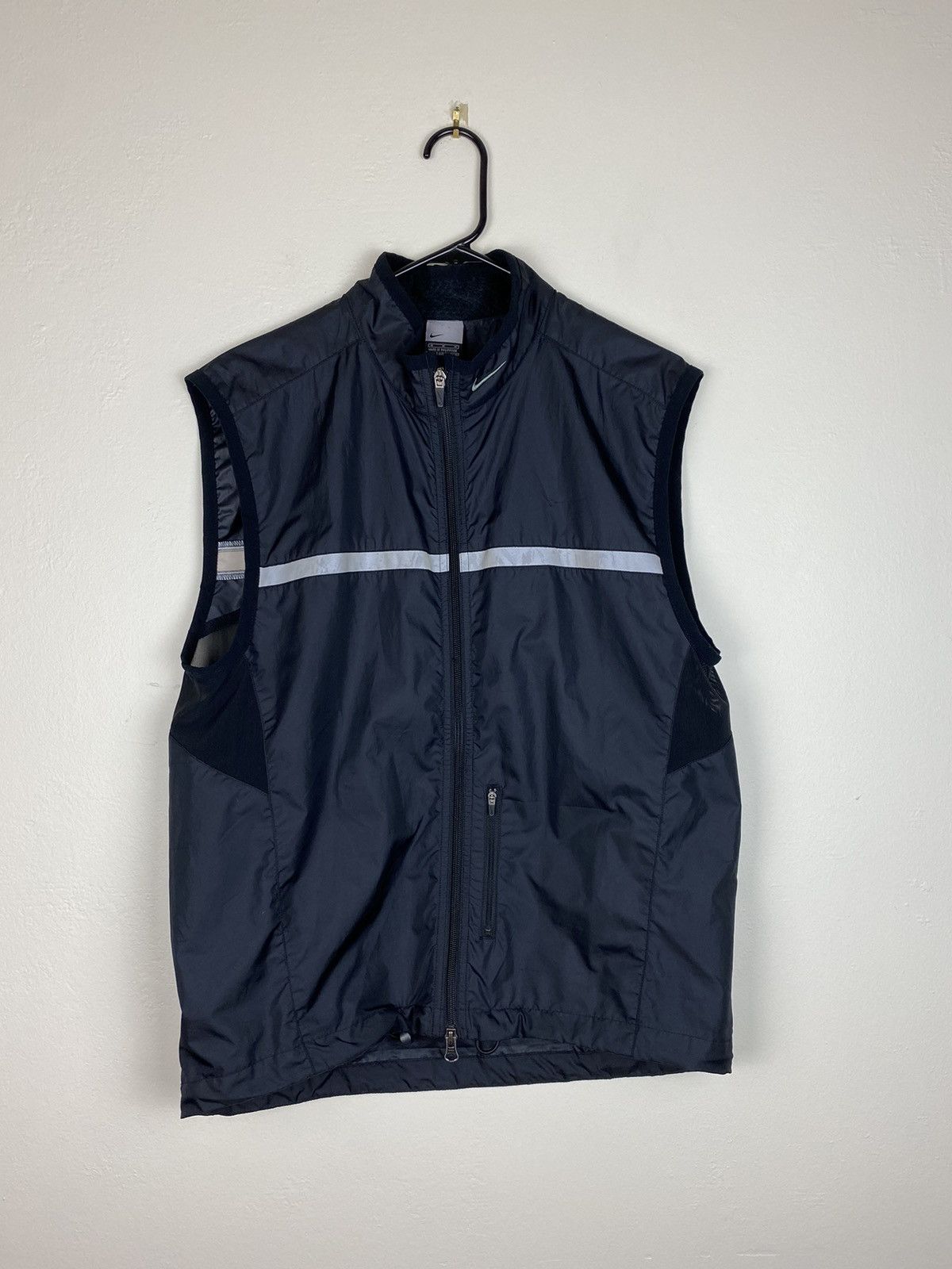 Nike Vintage Nike Mesh Stripe Vest Jacket Zip Y2K Silver tag Size US M / EU 48-50 / 2 - 1 Thumbnail