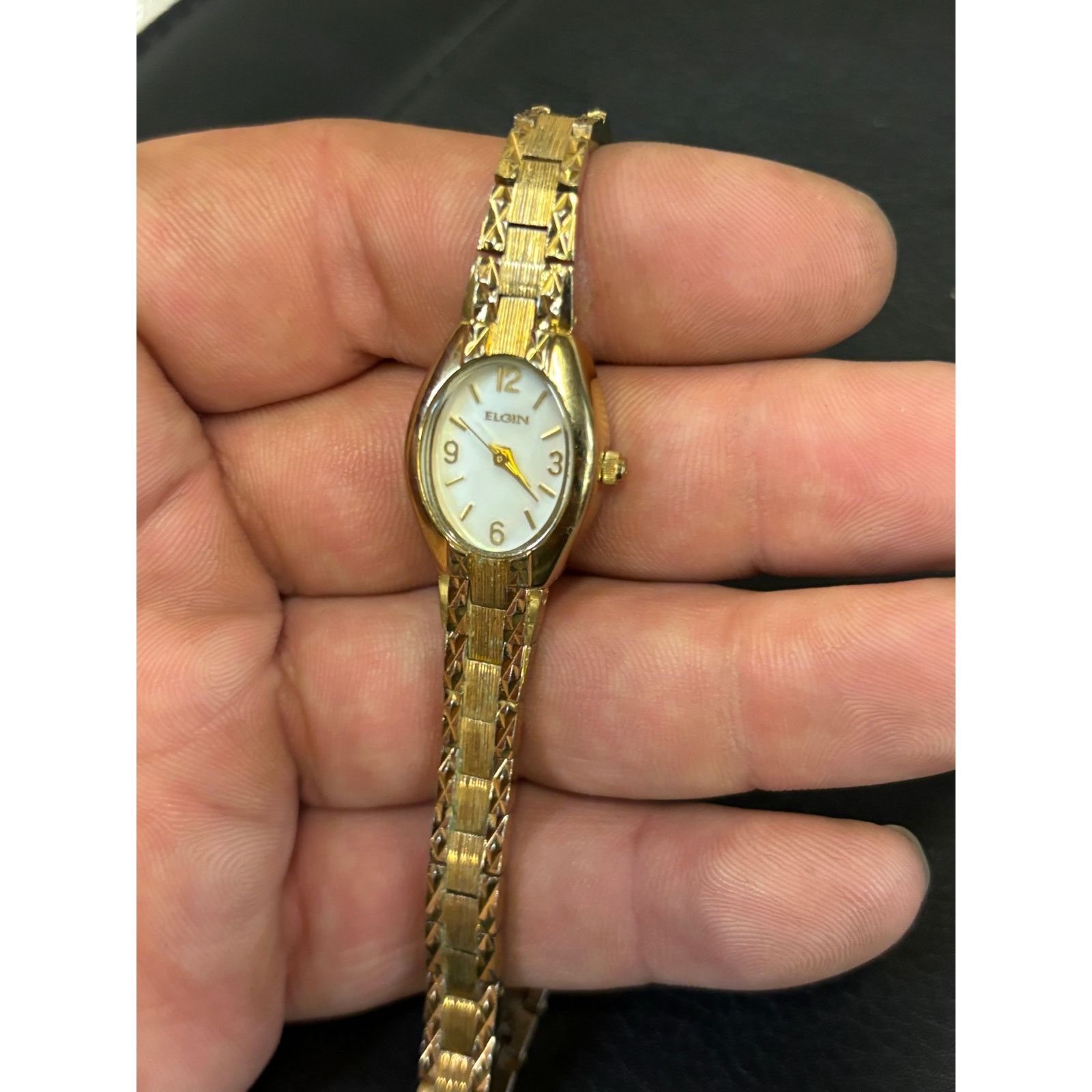 Elgin National Watch Company Vintage Elgin EG388 Gold Tone Women’s Watch! New Battery! Size ONE SIZE - 7 Thumbnail