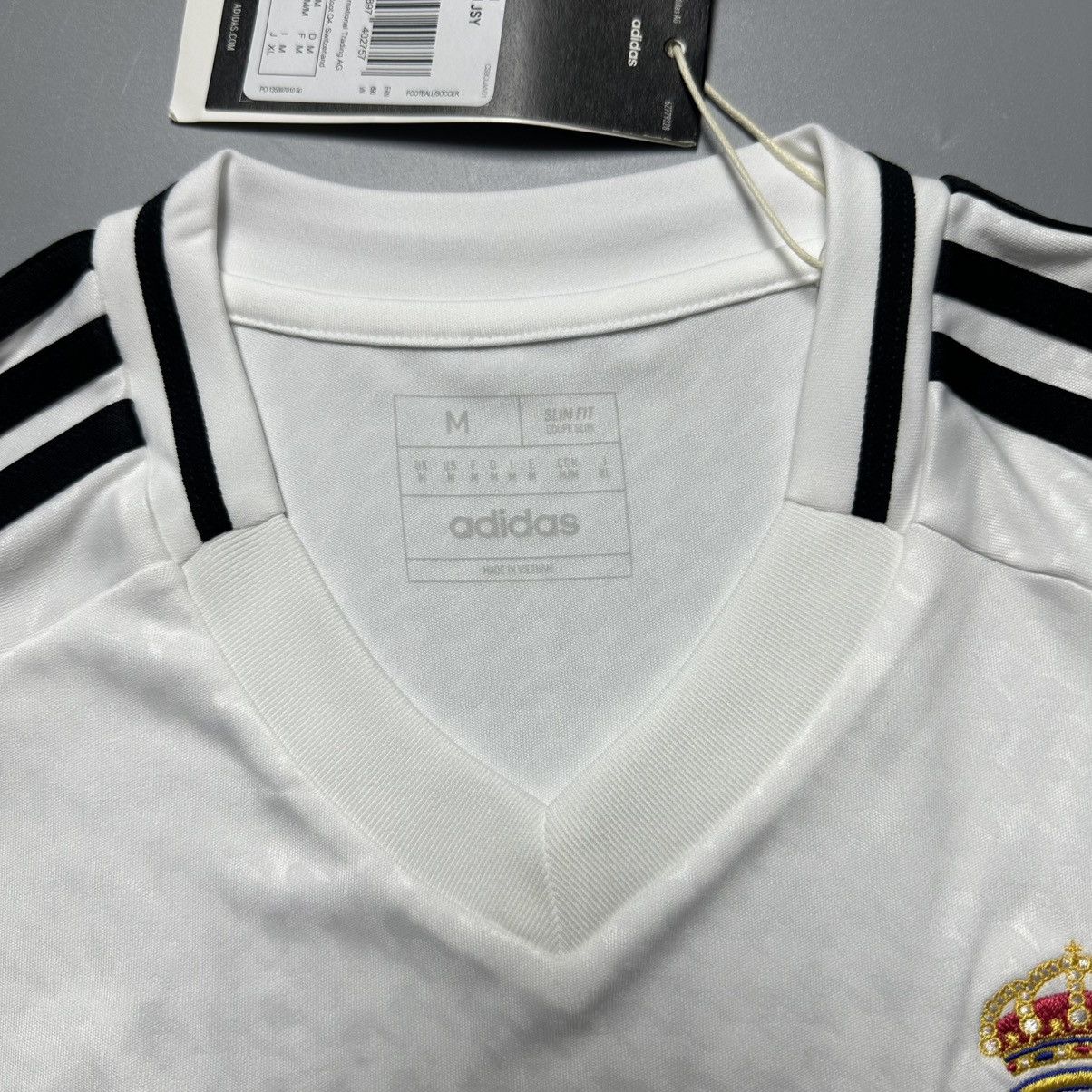 Adidas REAL MADRID ADIDAS 2024/2025 FOOTBALL HOME JERSEY #10 MODRIC Size US M / EU 48-50 / 2 - 5 Thumbnail