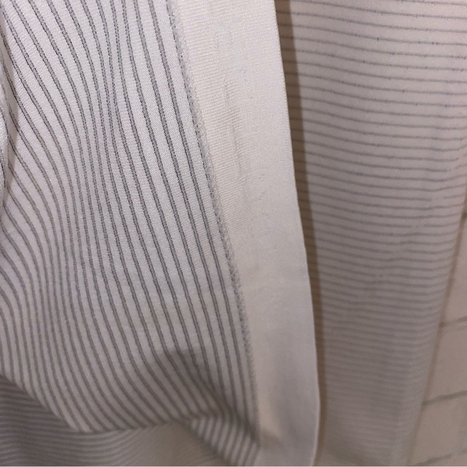 Lululemon LULULEMON Mens $78 Training Tech Shirt Sleeve Tee EUC MED Size US M / EU 48-50 / 2 - 6 Thumbnail