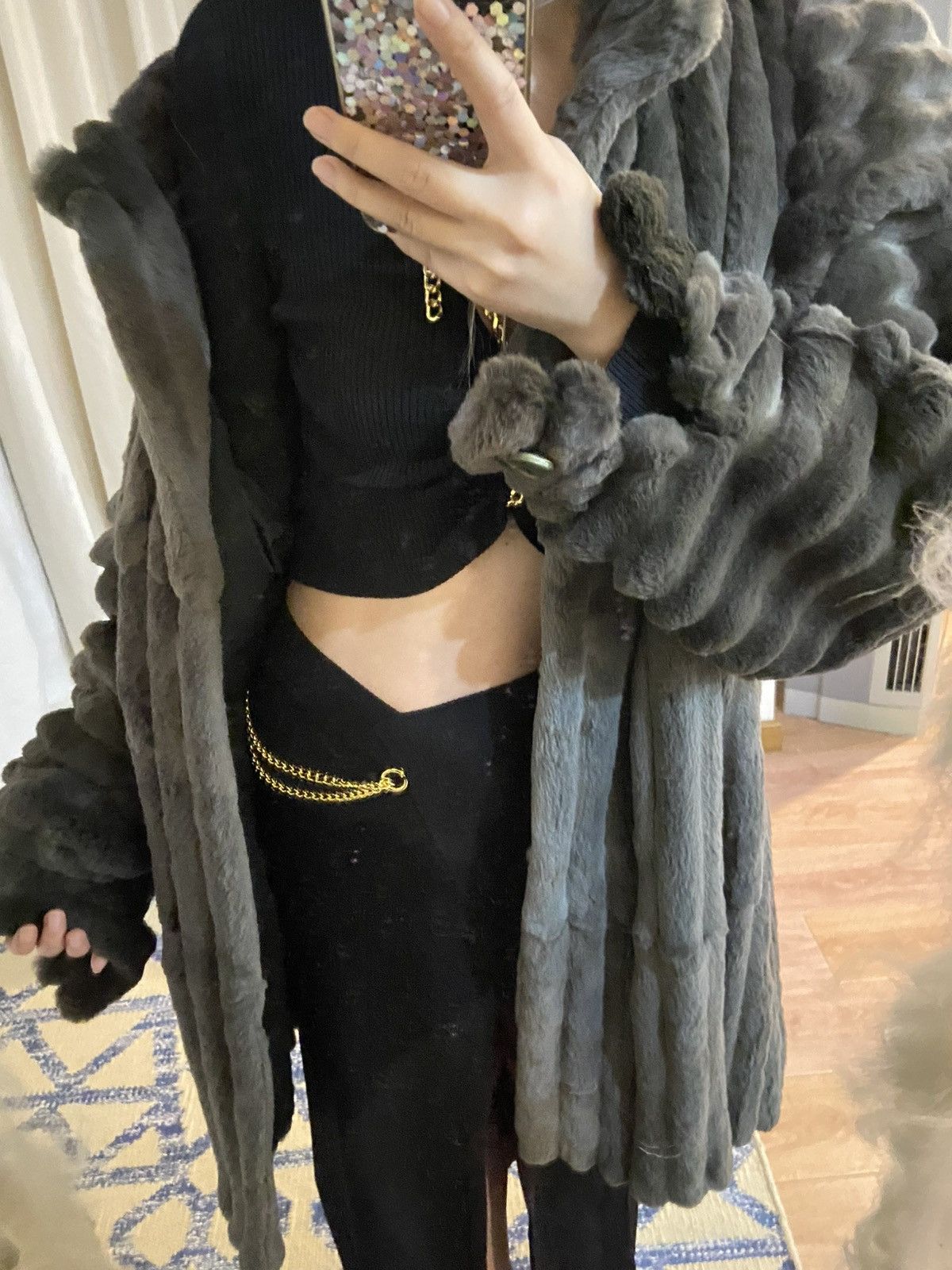 Celine Brand new vintage Celine fur coat Size M / US 6-8 / IT 42-44 - 2 Thumbnail