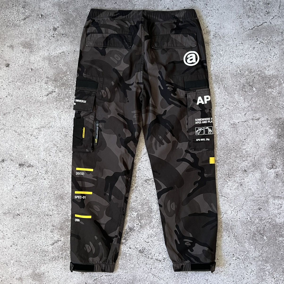 Aape AAPE By A Bathing Ape Moonface Camo Cargo Pants L Size US 33 - 9 Thumbnail