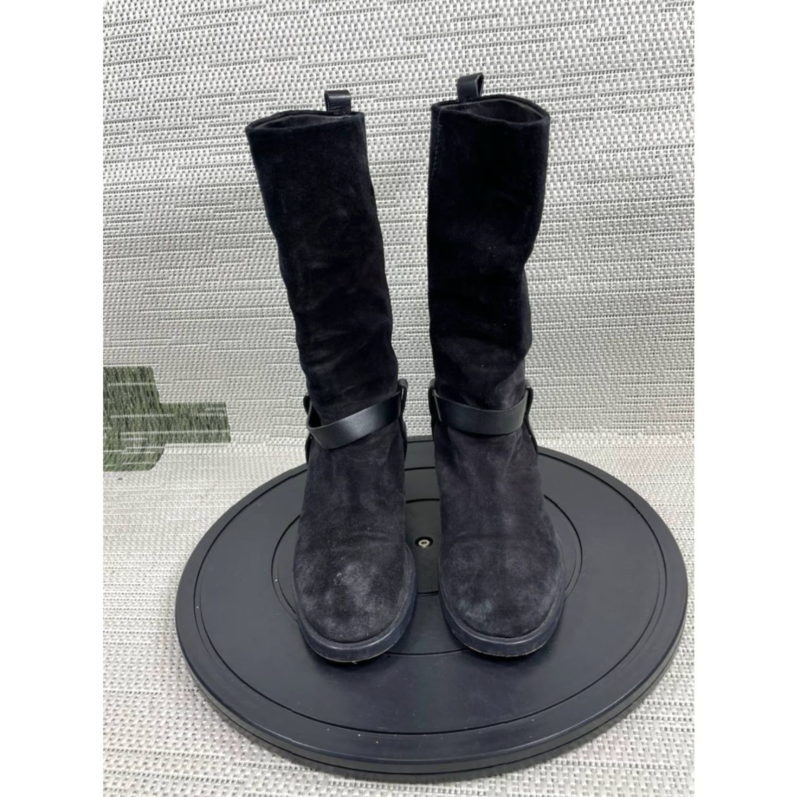 Stuart Weitzman Stuart Weitzman Casey Boot Women Mid-Calf Black Suede Pull On Riding Boot W Cas e y (8) - Size 8 Wide, Black, Suede, Riding, Mid-Calf, Casey, Women Size US 8 / IT 38 - 4 Thumbnail