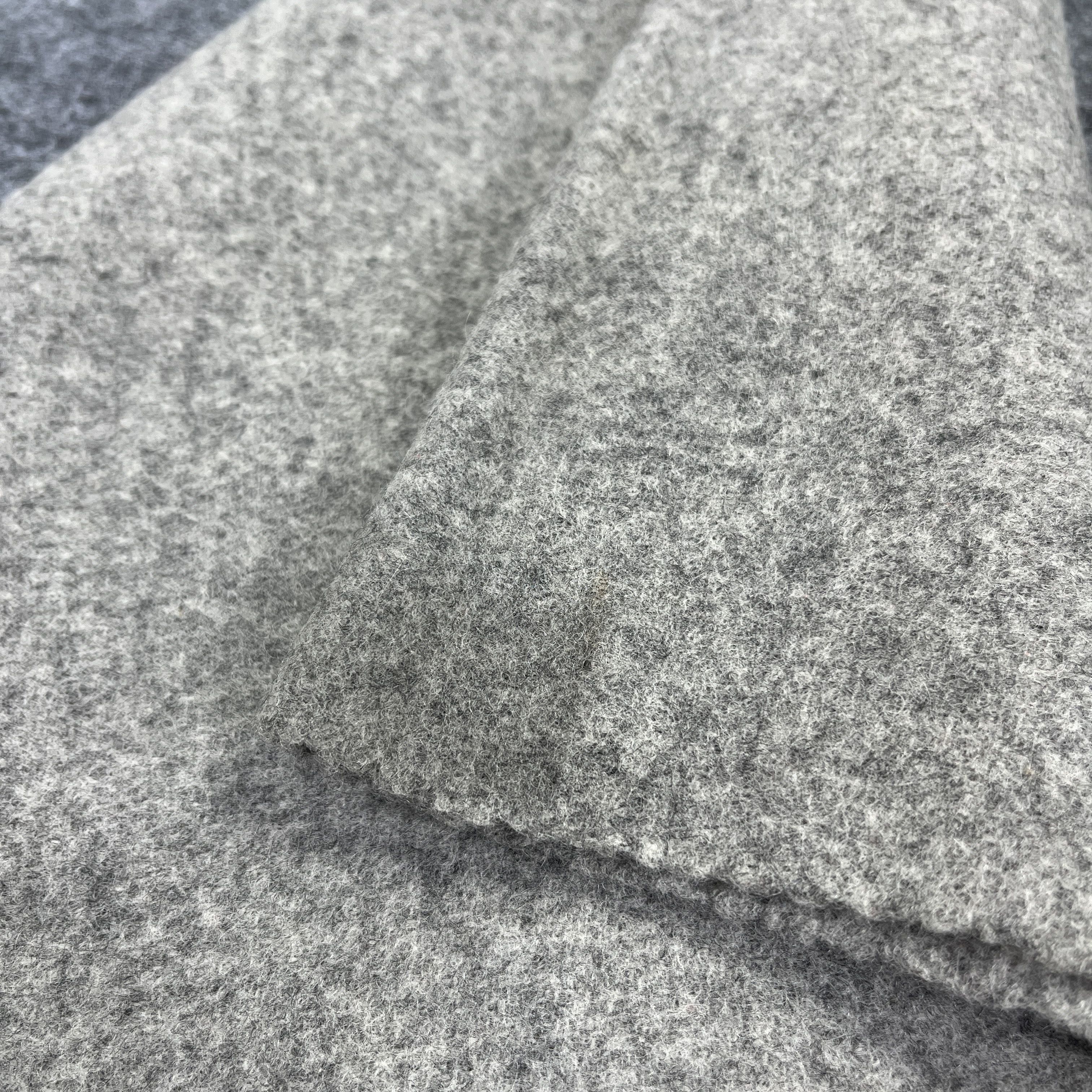 United Colors Of Benetton Scarf / Muffler / Neckwear T915