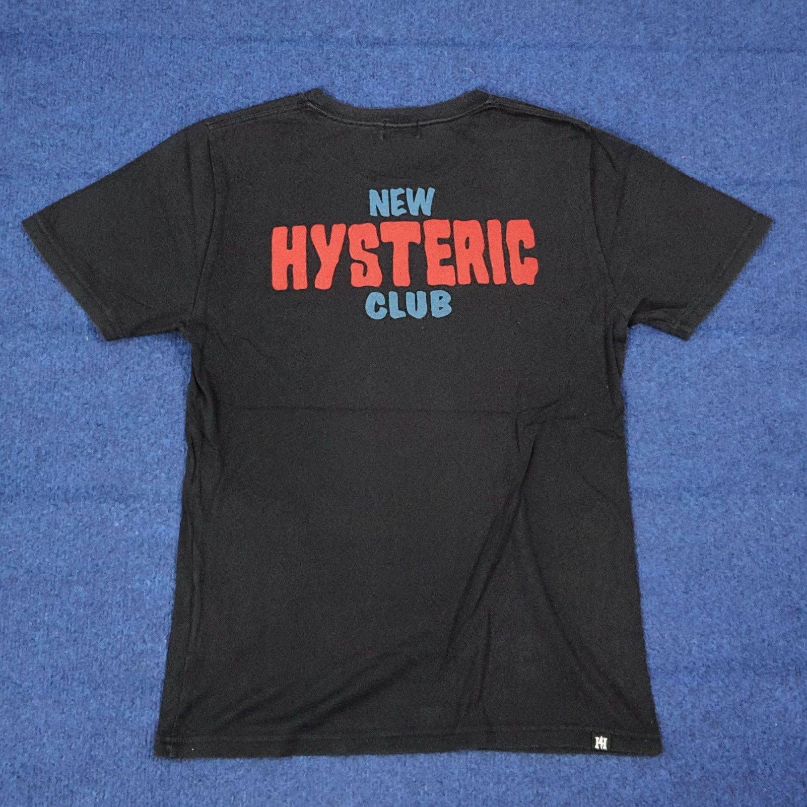 Hysteric Glamour Vintage HYSTERIC GLAMOUR Zombie Graphic Tee T-Shirt C276N62 Size US S / EU 44-46 / 1 - 3 Thumbnail