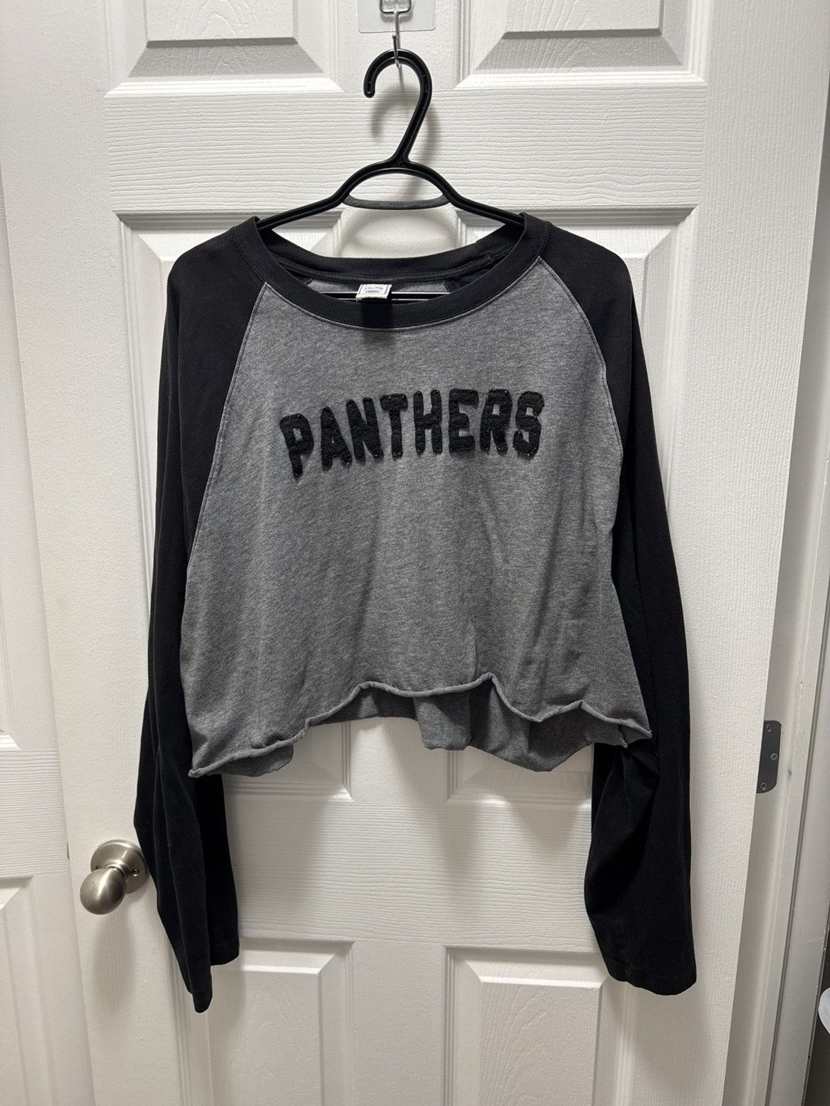 Old Navy Old Navy Vintage Cropped Long Sleeve Panthers Archive Custom Size US XXL / EU 58 / 5 - 1 Thumbnail