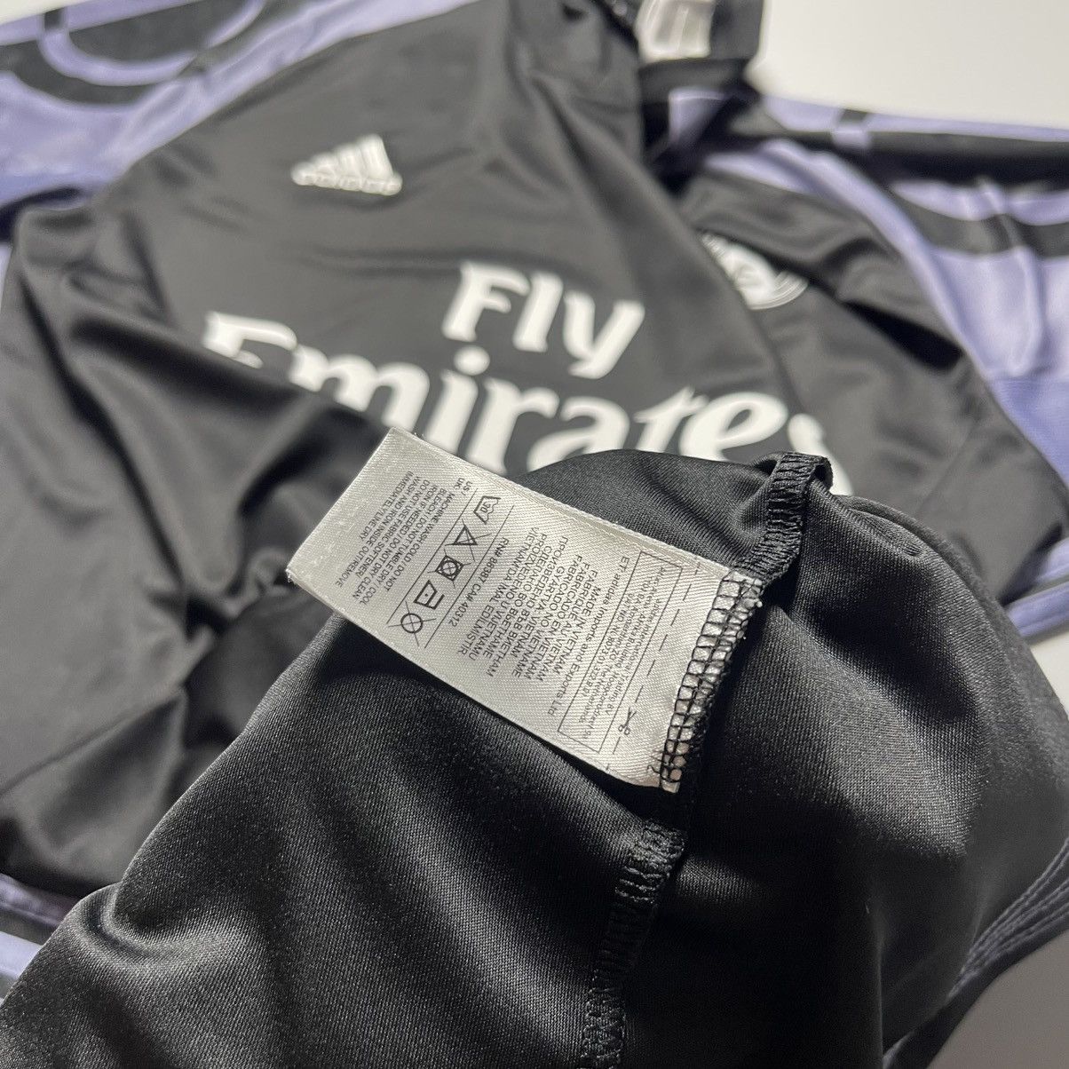 Vintage REAL MADRID ADIDAS 2016/2017 SOCCER THIRD JERSEY #7 RONALDO Size US XL / EU 56 / 4 - 13 Thumbnail