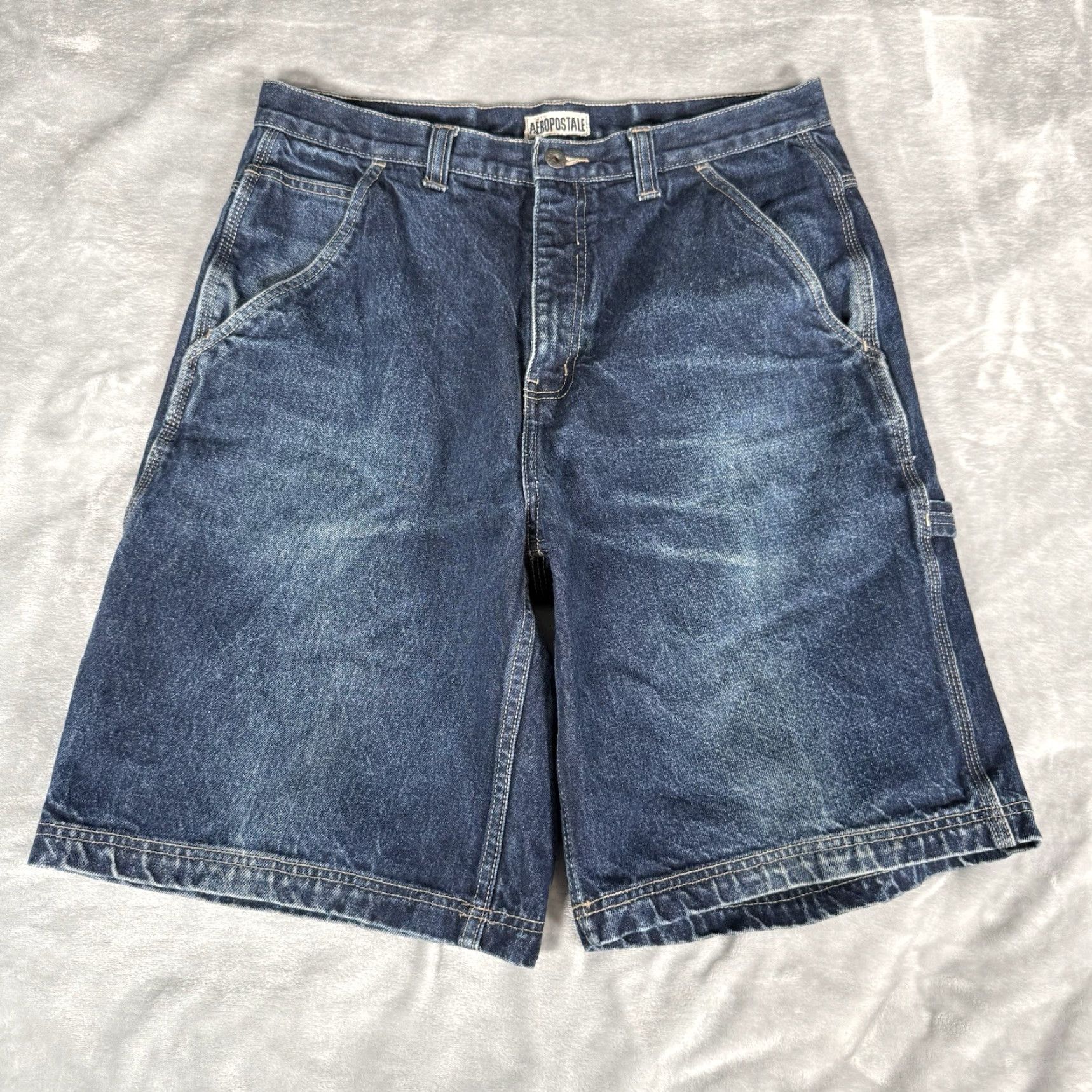 Vintage VINTAGE Aeropostale Bermuda Denim Shorts Mens 33 10” 5-Pocket Grunge Fold Zip Front 6-12in Rise Casual Blue Logo Size US 33 - 3 Thumbnail