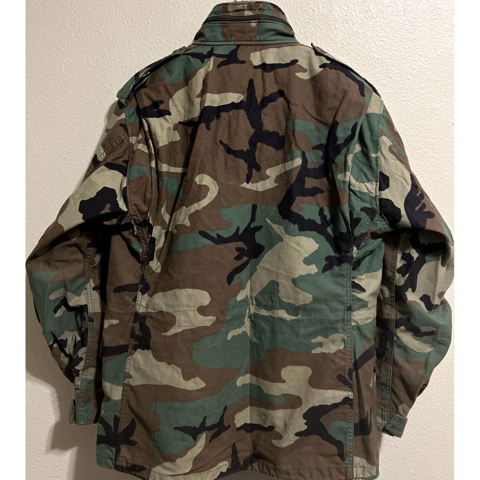 Vintage VINTAGE US Army Parka Jacket Medium Reg Woodland Camouflage Military Golden MFG J1626 Size US M / EU 48-50 / 2 - 2 Thumbnail