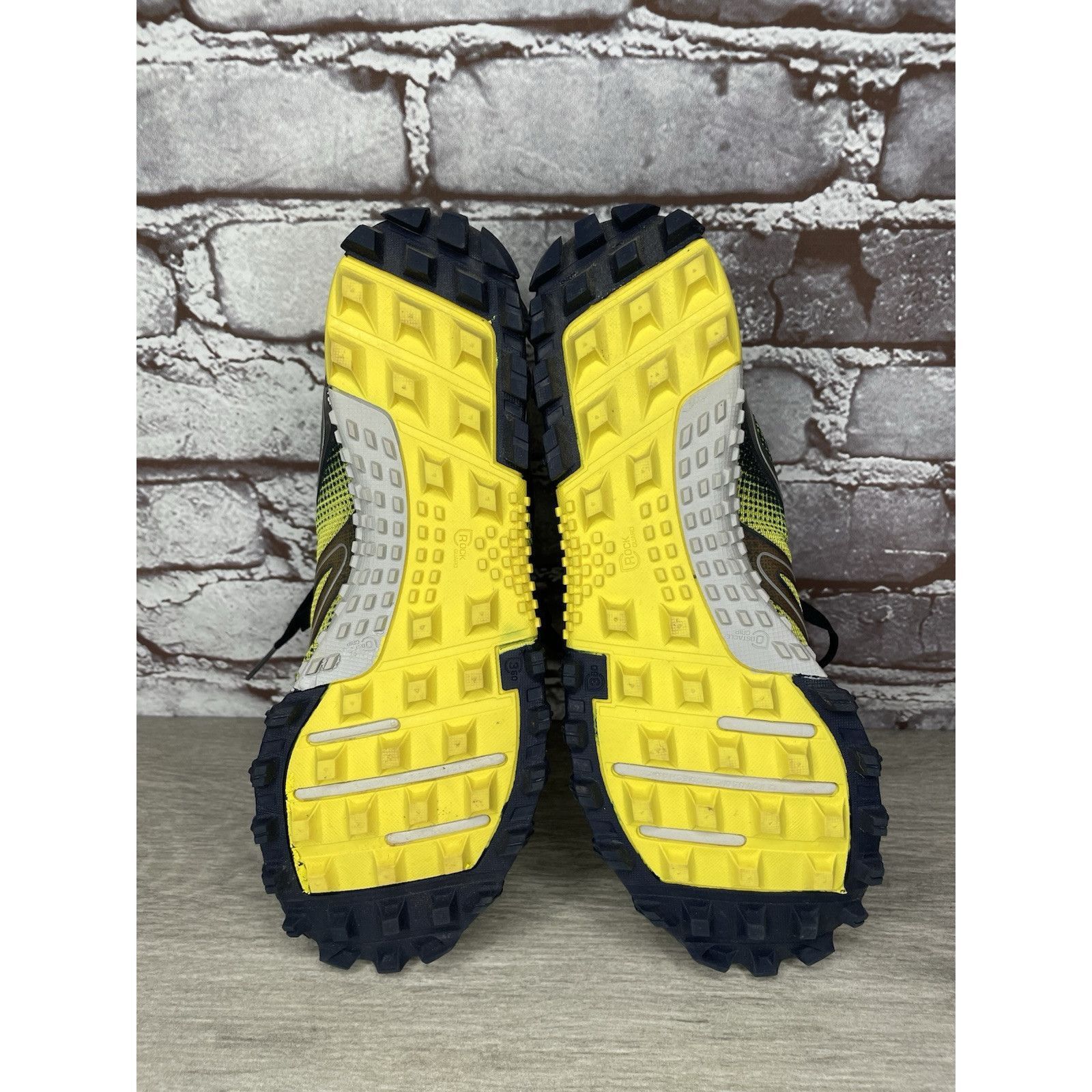 Reebok Reebok H20Drain DuraGrip FitFrame Black Yellow Running Gym S Size US 7.5 / IT 37.5 - 19 Thumbnail