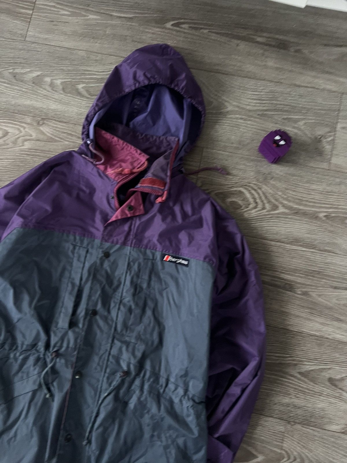 Berghaus Vintage Berghaus 00s Waterproof Regular Gorpcore Jacket Size US XL / EU 56 / 4 - 2 Thumbnail