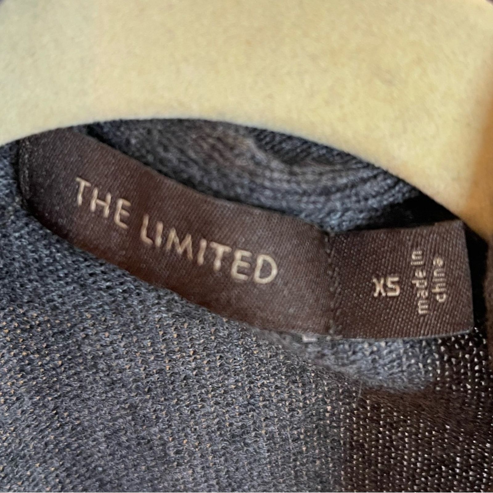 Express The Limited Vintage Cotton/Cashmere Cardigan Size XS / US 0-2 / IT 36-38 - 2 Thumbnail