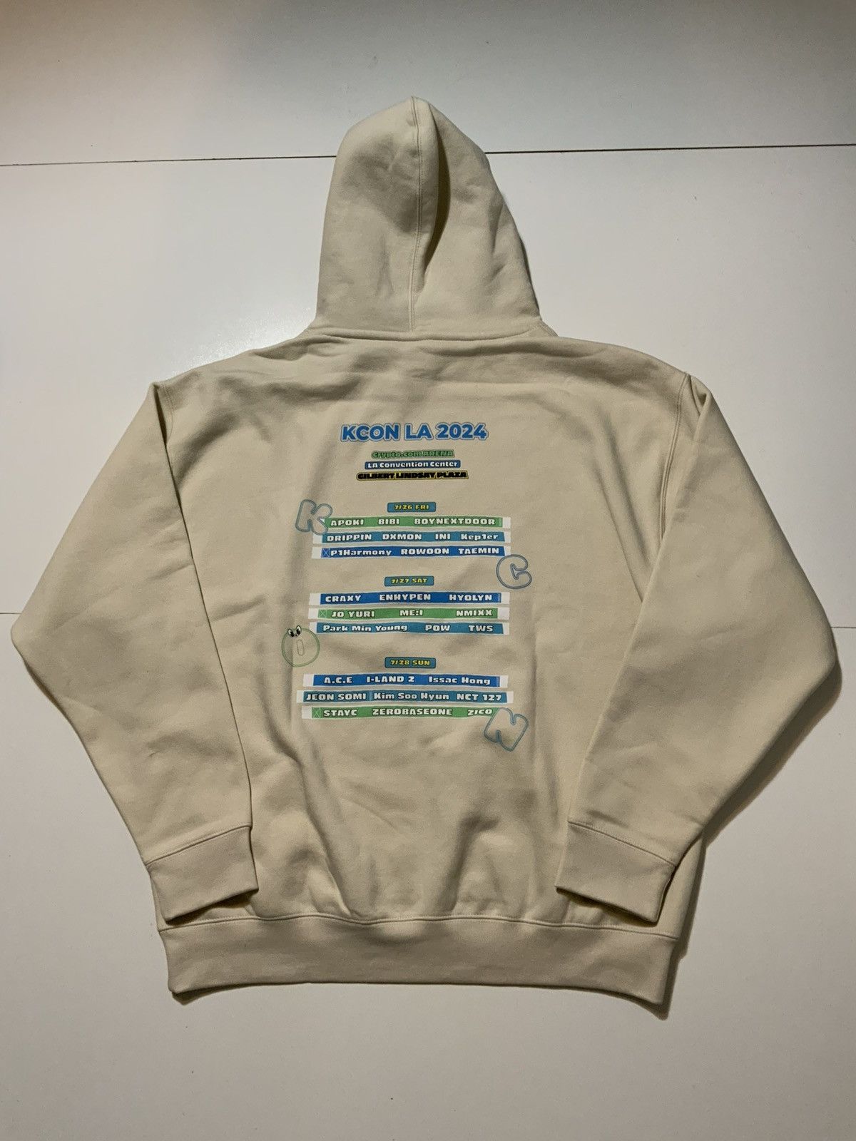Other KCON Los Angeles 2024 K Pop Artist Festival Merch Hoodie Size US XL / EU 56 / 4 - 2 Thumbnail