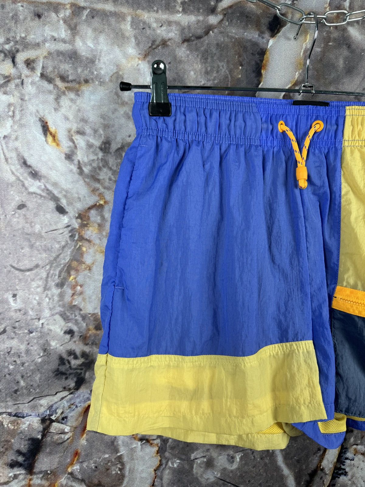 Nike Men’s Nike Colorblock Nylon Running Shorts Size Small Size US 30 / EU 46 - 2 Thumbnail