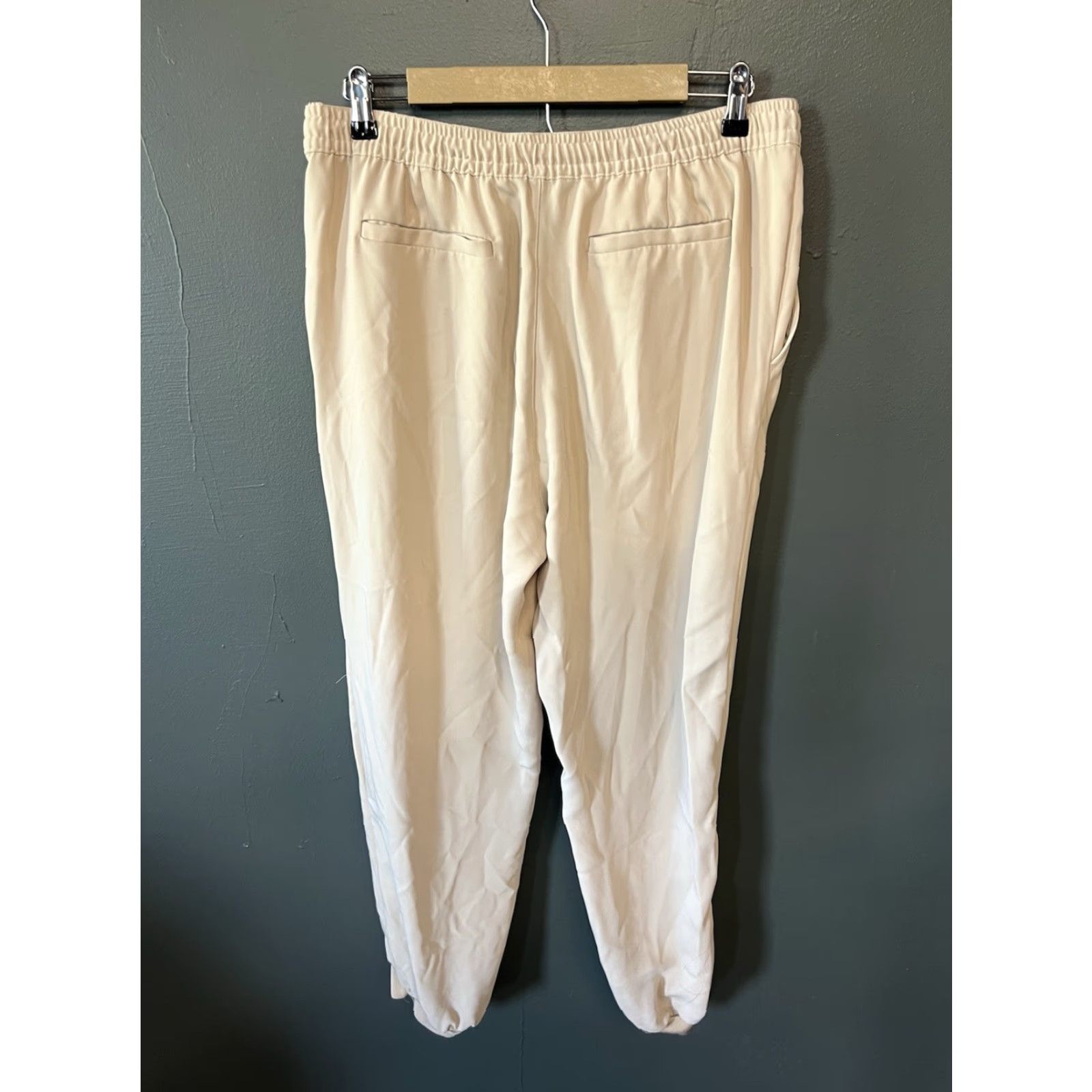 Ralph Lauren Lauren Ralph Lauren Womens Pants Jogger Pullon Drawstring Size 12 Ivory Size 34" / US 12 / IT 48 - 2 Thumbnail
