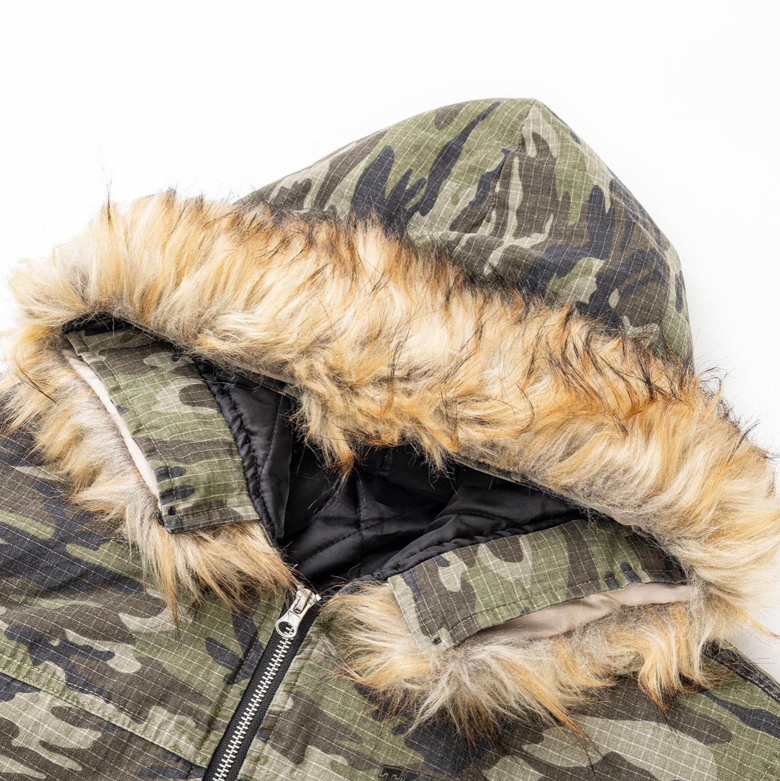 Japanese Brand Camouflage Puffer Jacket with Faux Fur Hood, Winter Coat Size US L / EU 52-54 / 3 - 2 Thumbnail