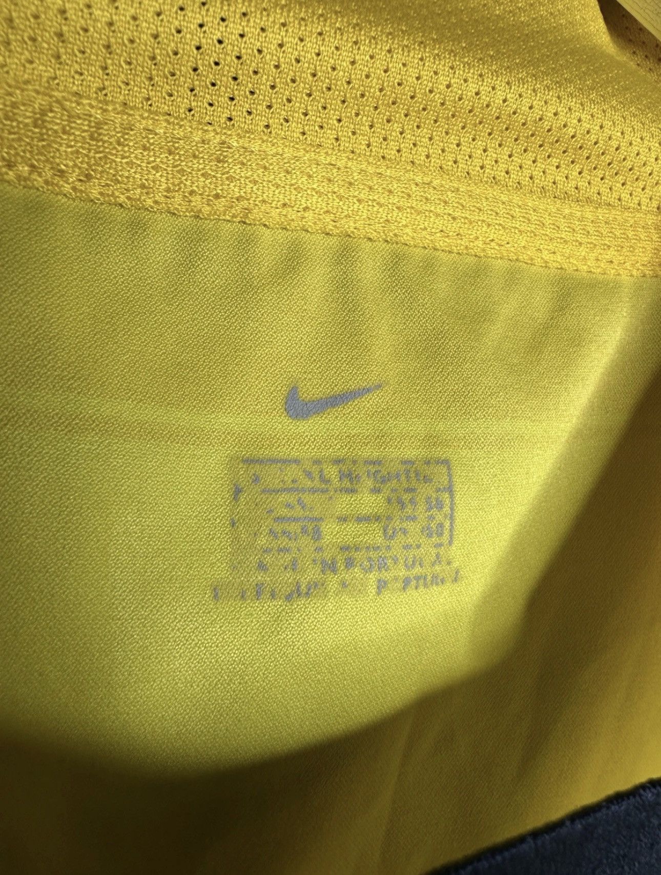 Nike NIKE INTER MILAN 2004 AWAY Football Shirt JERSEY Size US XXL / EU 58 / 5 - 7 Thumbnail