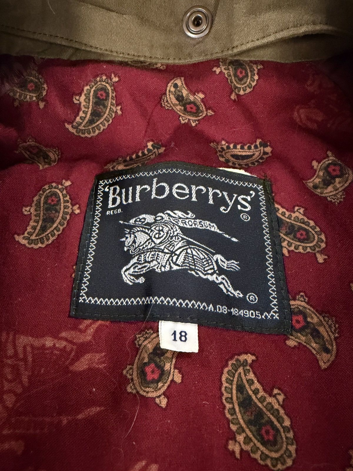 Burberry VTG Burberry Bomber Coat Faux Fur Collar Size M / 18 Olive Size US M / EU 48-50 / 2 - 6 Thumbnail