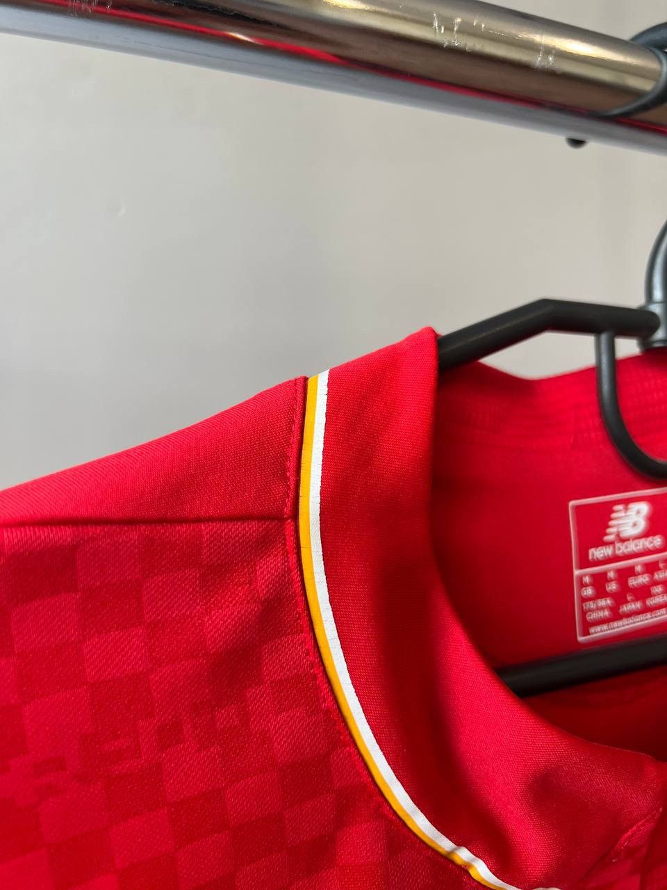 New Balance 2015/16 LIVERPOOL FC HOME SOCCER JERSEY FOOTBALL SHIRT SZ M Size US M / EU 48-50 / 2 - 11 Thumbnail