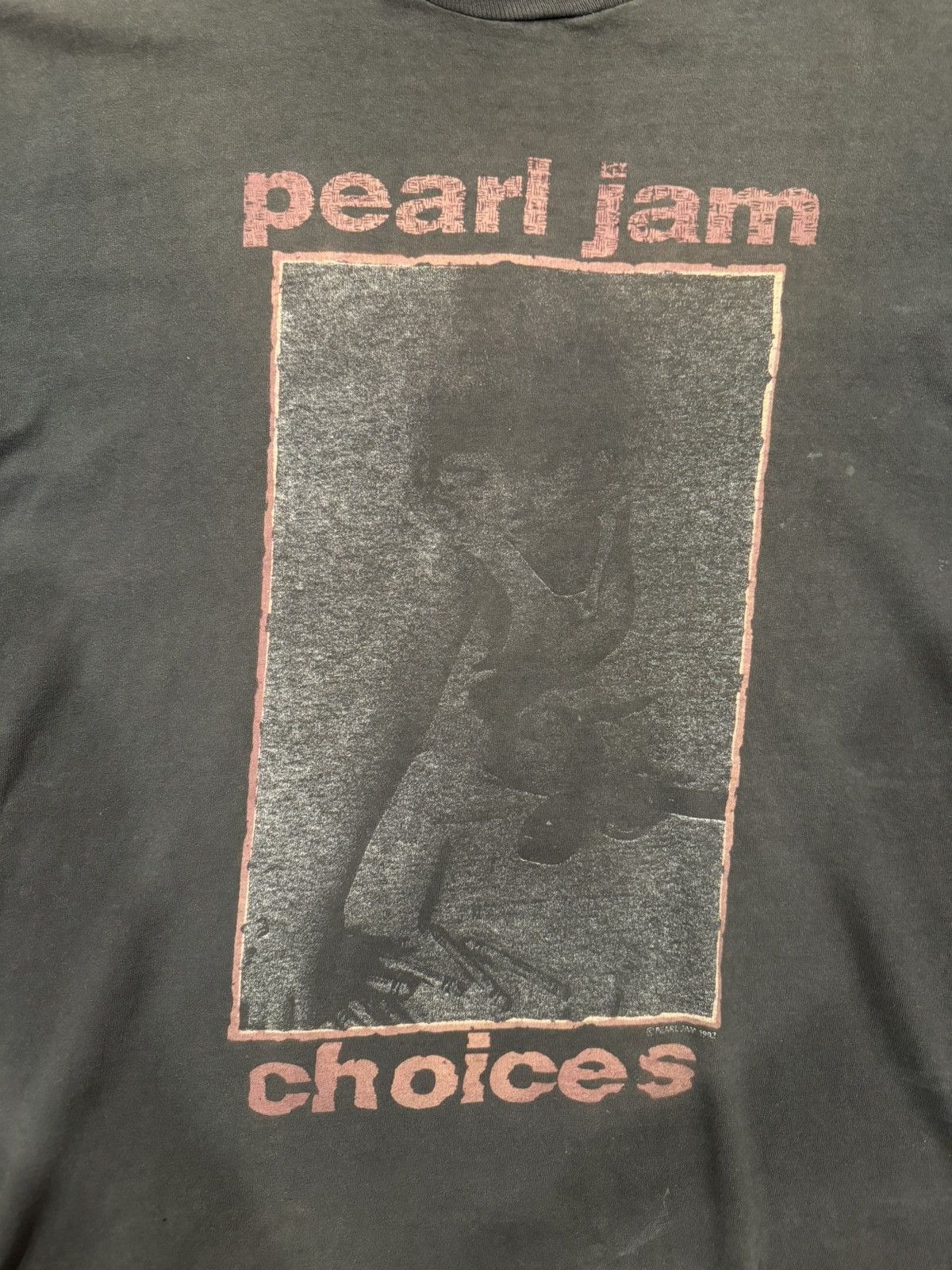 Vintage Vintage Pearl Jam Choices Crayons 1992 Faded Band Tour Tee Size US XL / EU 56 / 4 - 7 Thumbnail