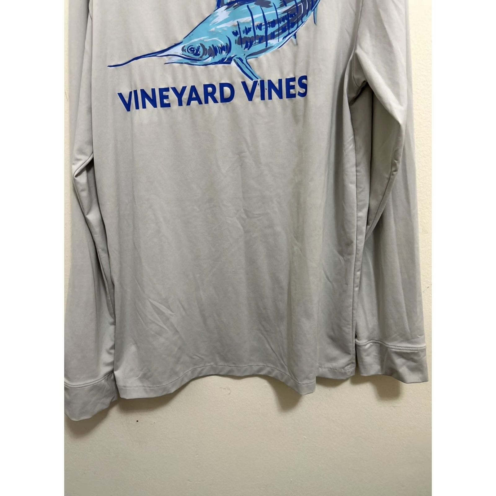 Vineyard Vines Vineyard Vines Performance Shirt Mens XS Long Sleeve Gray Crew Neck Printed? No—Solid Pattern, Breathable, Stretch, Tagless, Polyester Spandex, Per u Size US XS / EU 42 / 0 - 8 Thumbnail