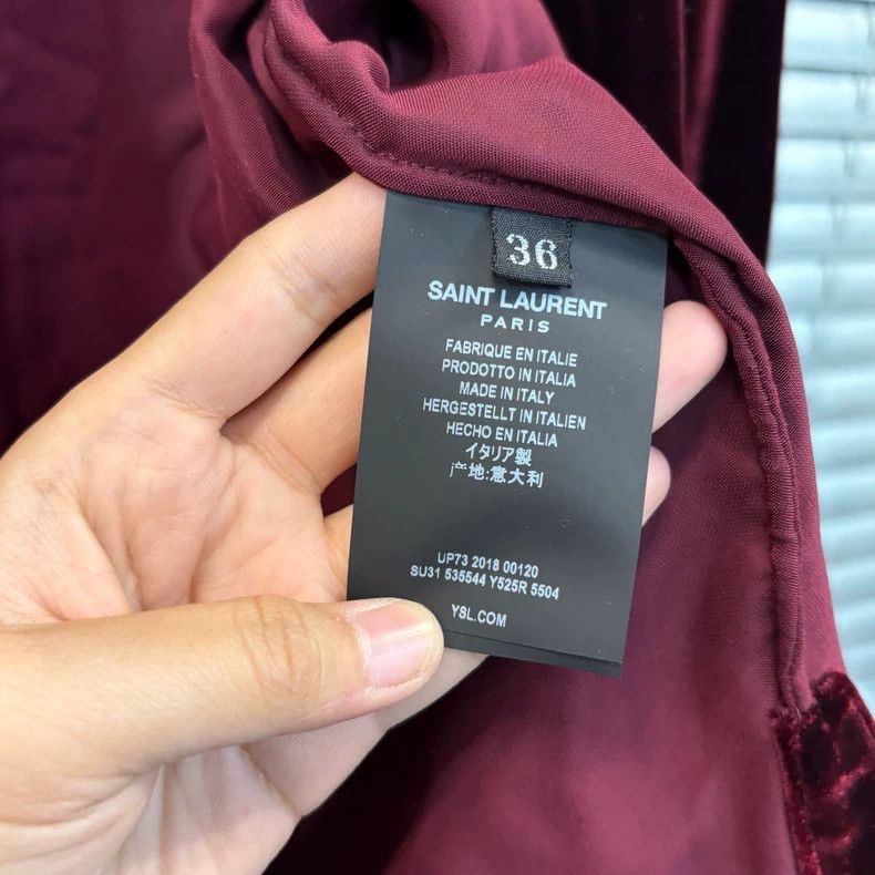 Yves Saint Laurent saint Laurent size 36 Red Cardigan shirt 2501-Nextarrow Size US M / EU 48-50 / 2 - 3 Thumbnail