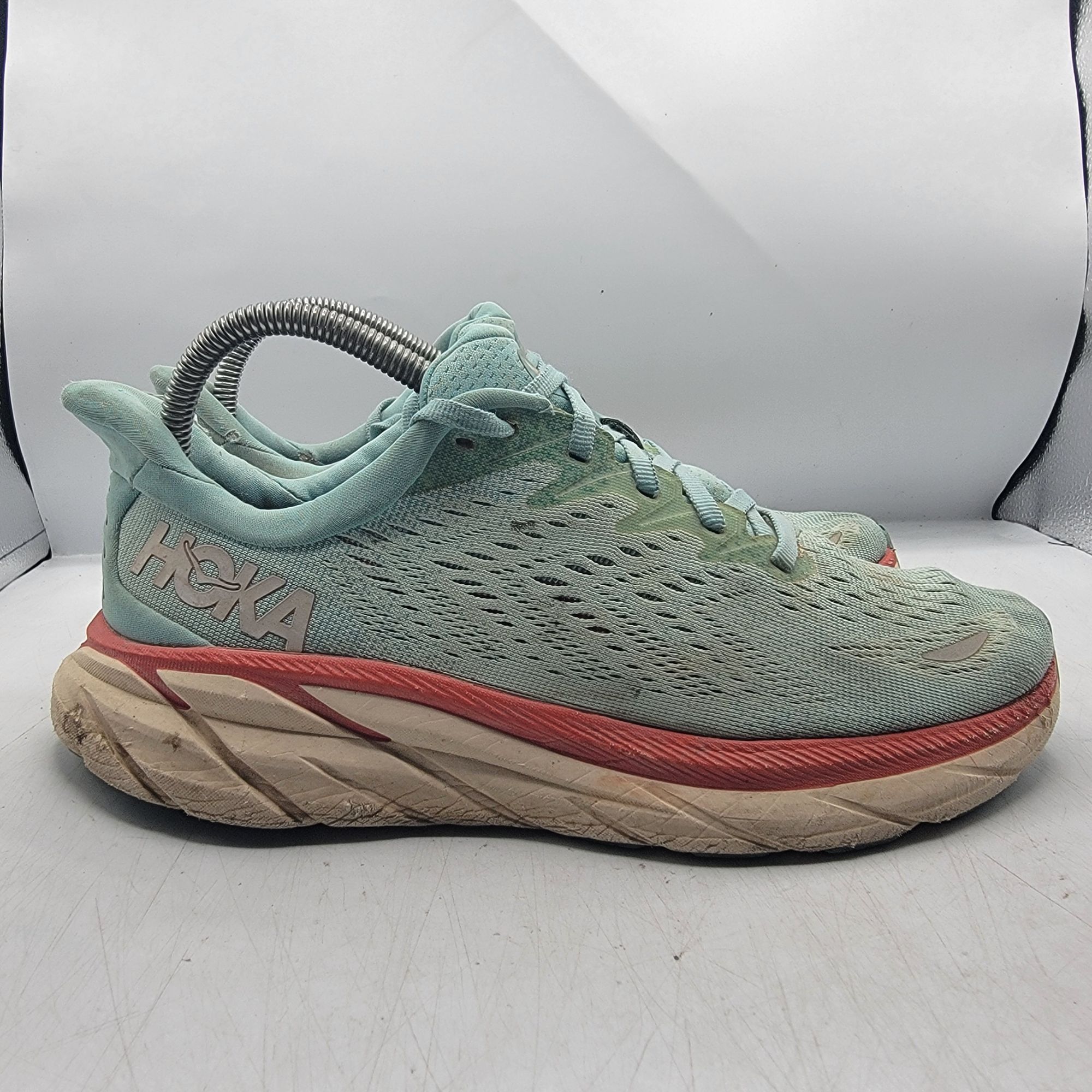Hoka Hoka One One Clifton 8 Womens 8 D Wide Athletic Shoes Runnin Size US 8 / IT 38 - 13 Thumbnail