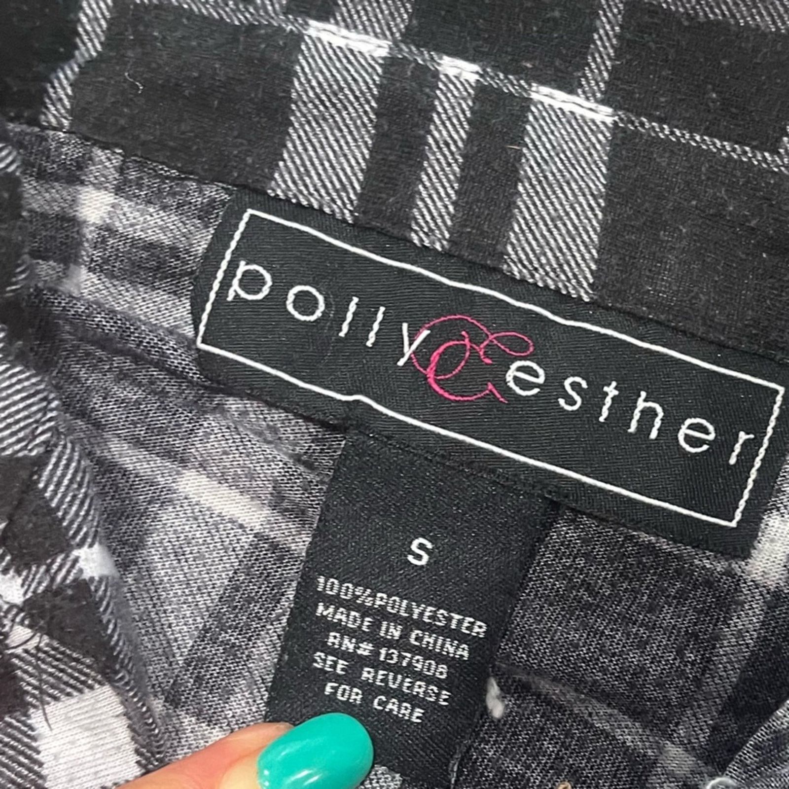 Vintage Polly Esther Button-Up Plaided Shirt Long Sleeve Size S Size S / US 4 / IT 40 - 2 Thumbnail
