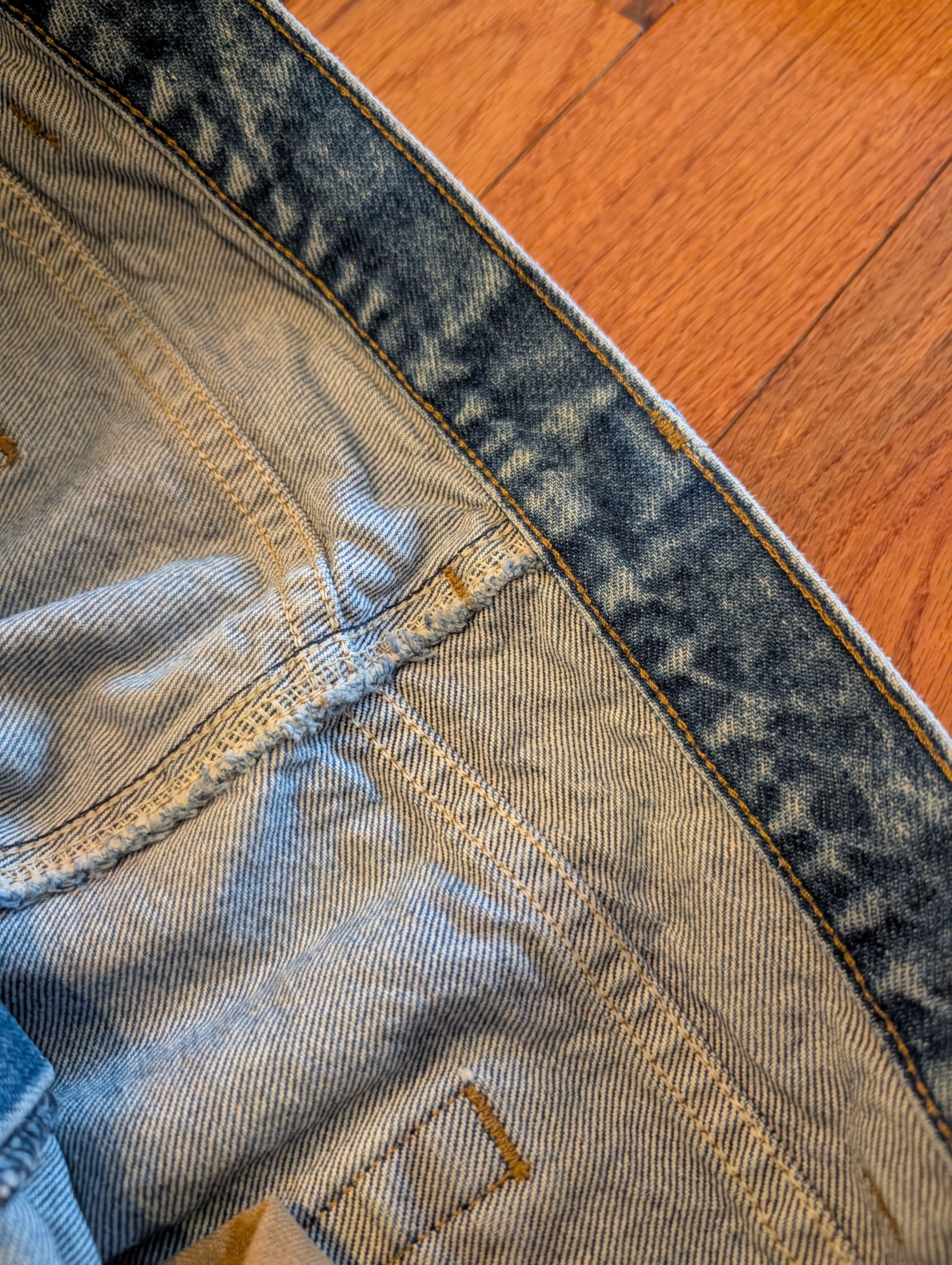 Carhartt VTG Carhartt Light Wash Denim Workwear Jeans Men's 39x28 Size US 40 / EU 56 - 6 Thumbnail