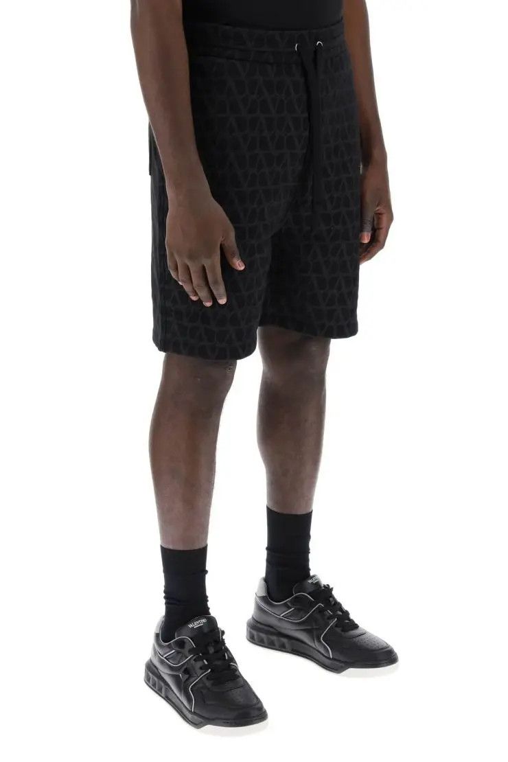 o1s22i1n0324 Toile Iconographe Sweatshorts in Black