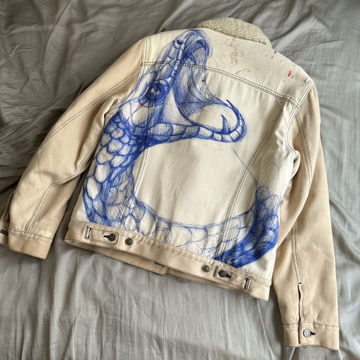 Gucci Gucci Sketch Snake Print Shearling Lined Sherpa Denim Jacket Grailed