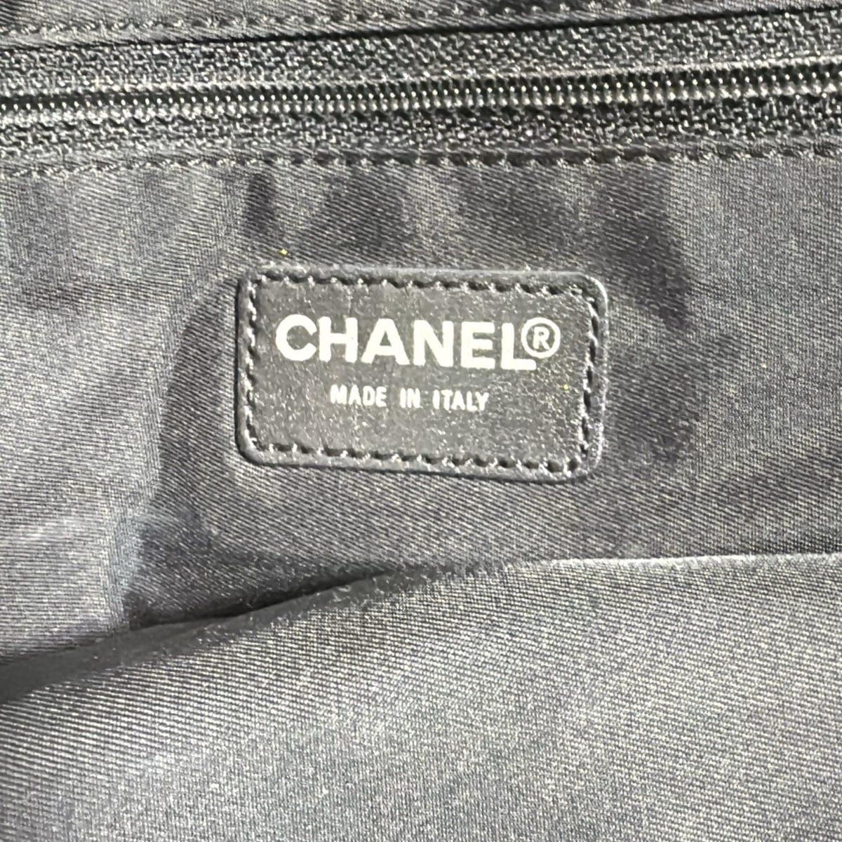 Chanel CHANEL New Travel Line Tote MM Tote Bag Size ONE SIZE - 8 Thumbnail