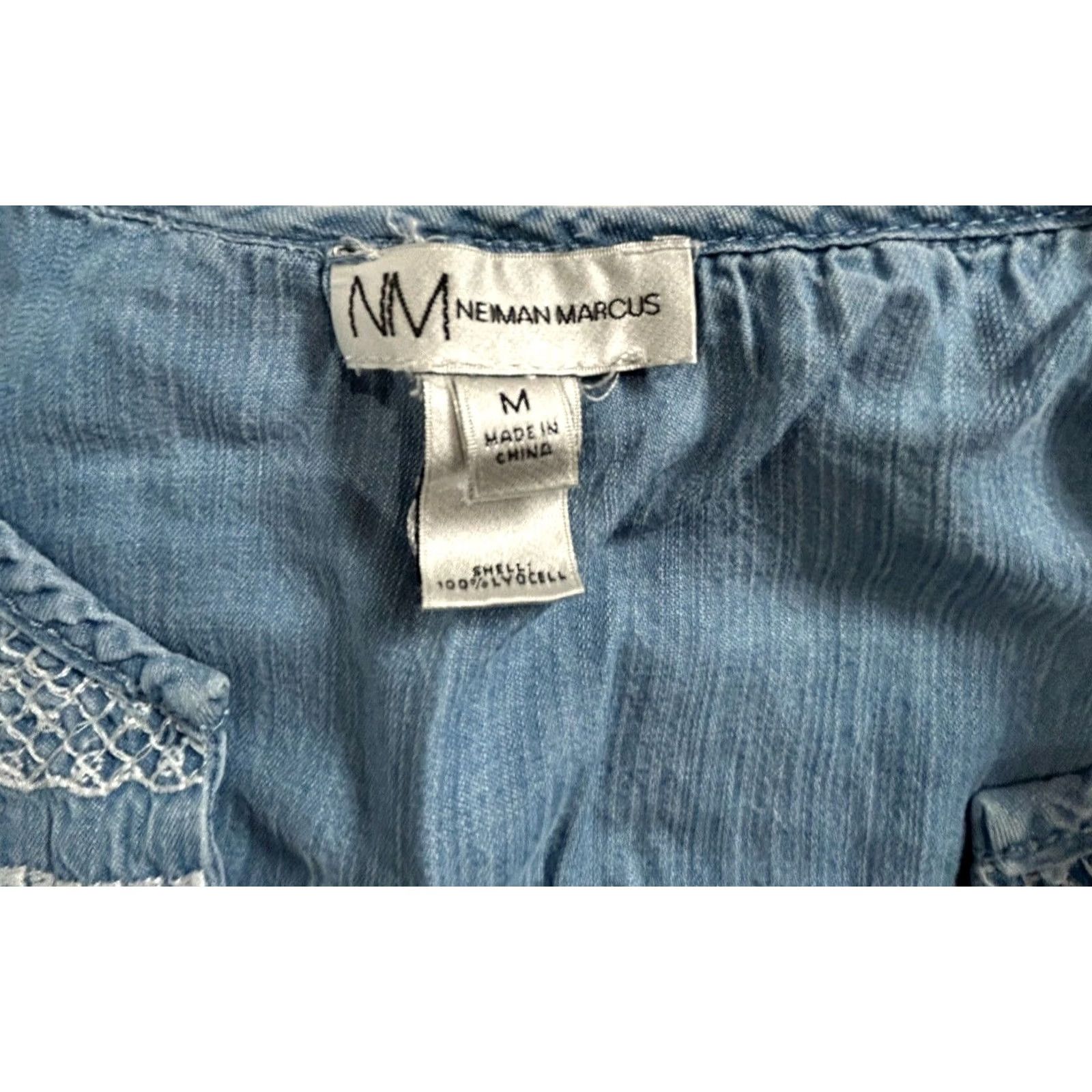 Neiman Marcus Neiman Marcus Womens Sleeveless Embroidered Shift Mini Dress Chambray Sz Medium Size M / US 6-8 / IT 42-44 - 3 Thumbnail