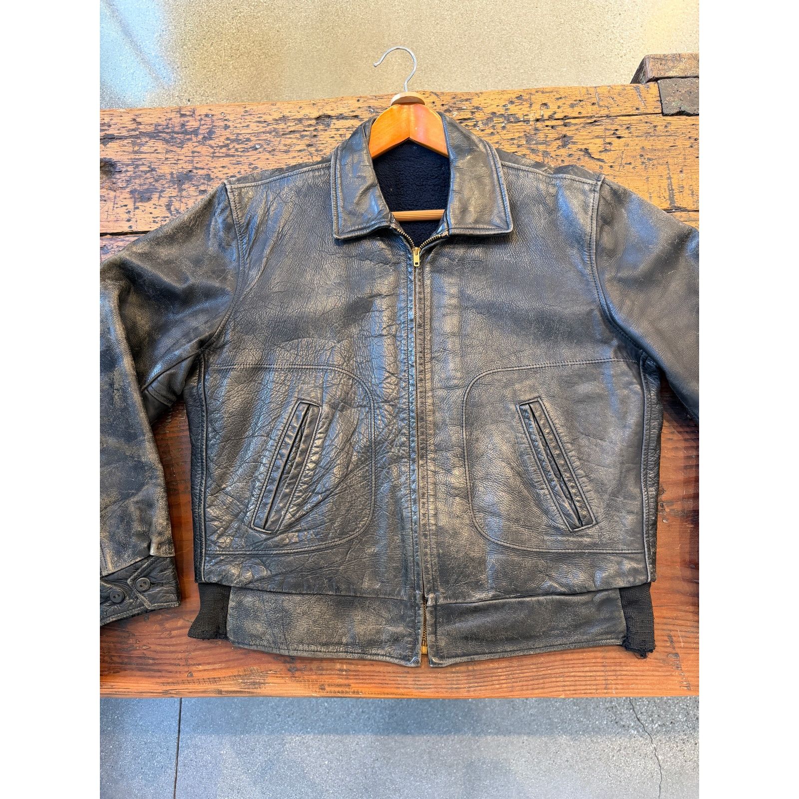Vintage Vintage 40-50's Leather Motorcycle Jacket Size US L / EU 52-54 / 3 - 9 Thumbnail