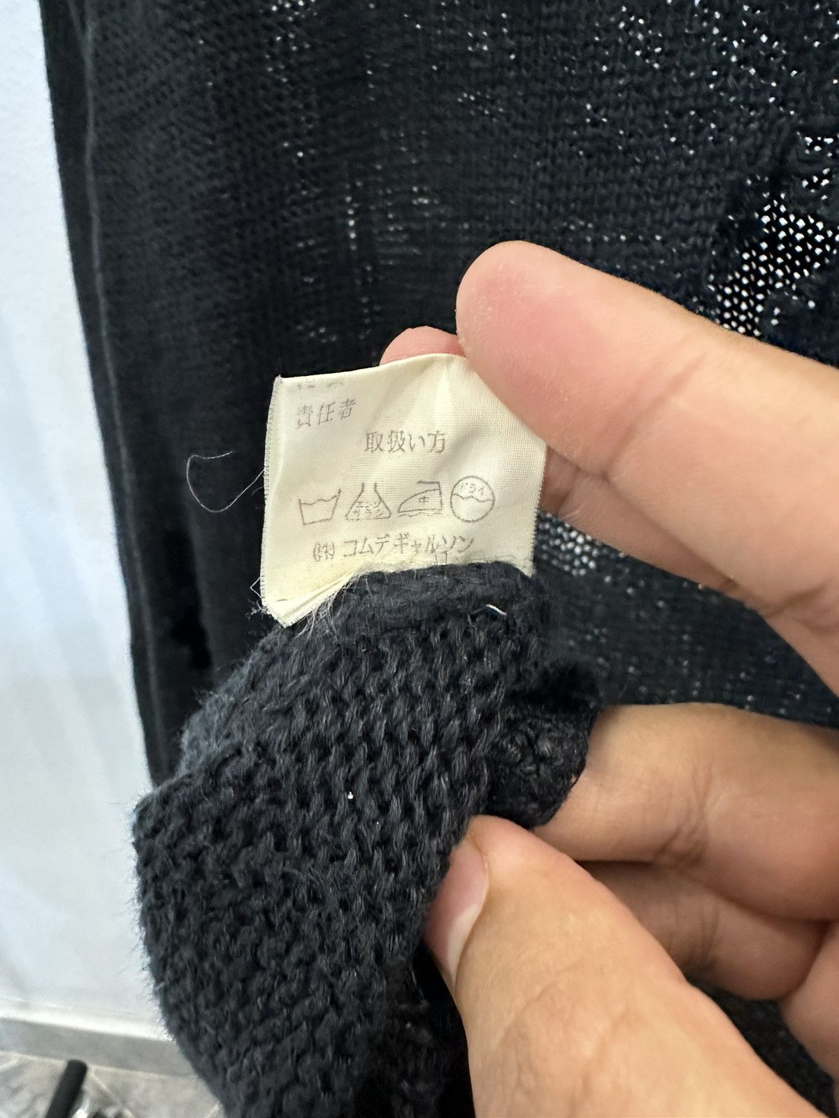 Comme des Garcons Homme Comme des Garcons Homme 1982 “Holes” Distressed knit Jumper Size US XL / EU 56 / 4 - 7 Thumbnail