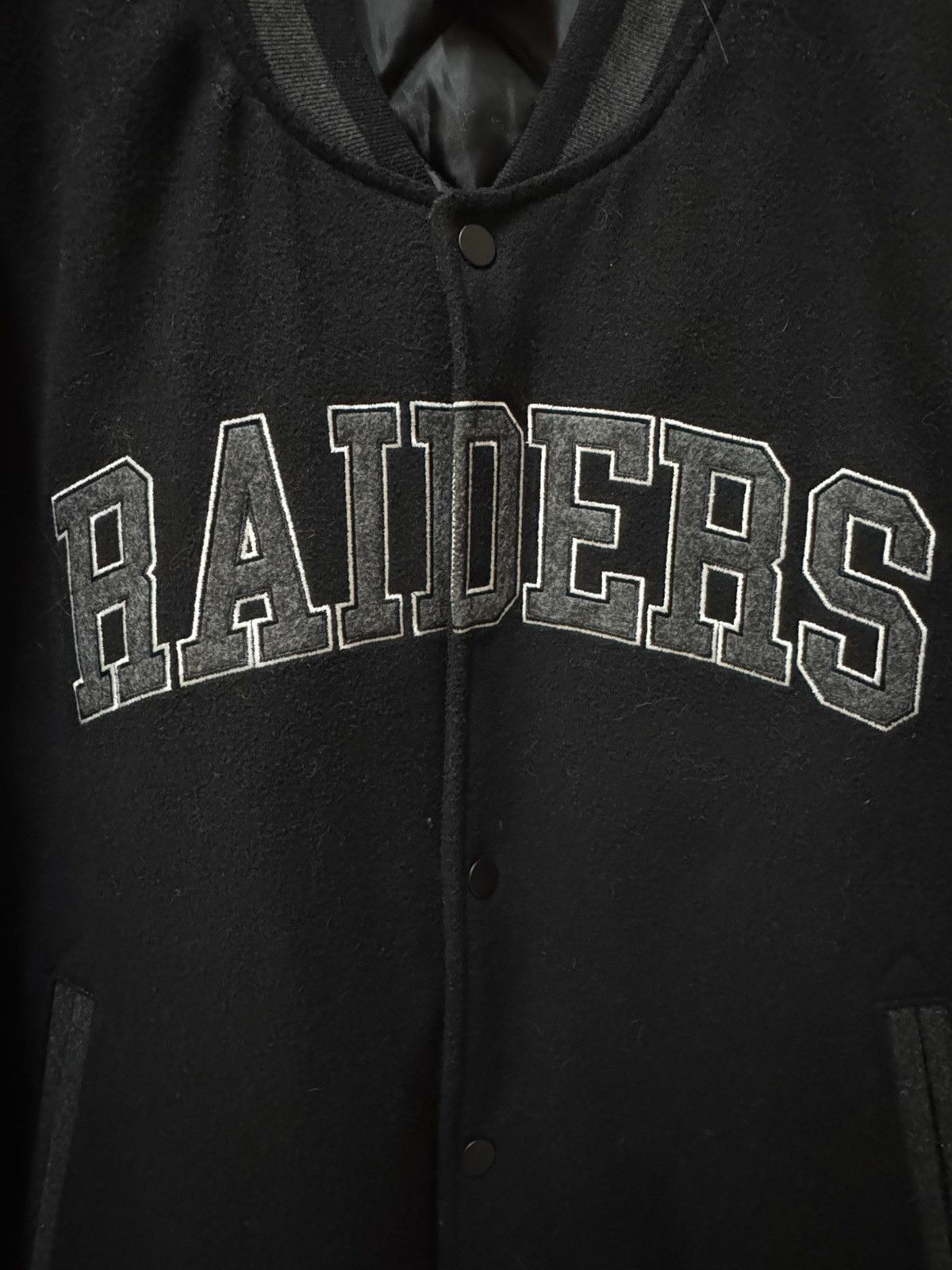 Primark Raiders NFL varsity Size US M / EU 48-50 / 2 - 2 Thumbnail
