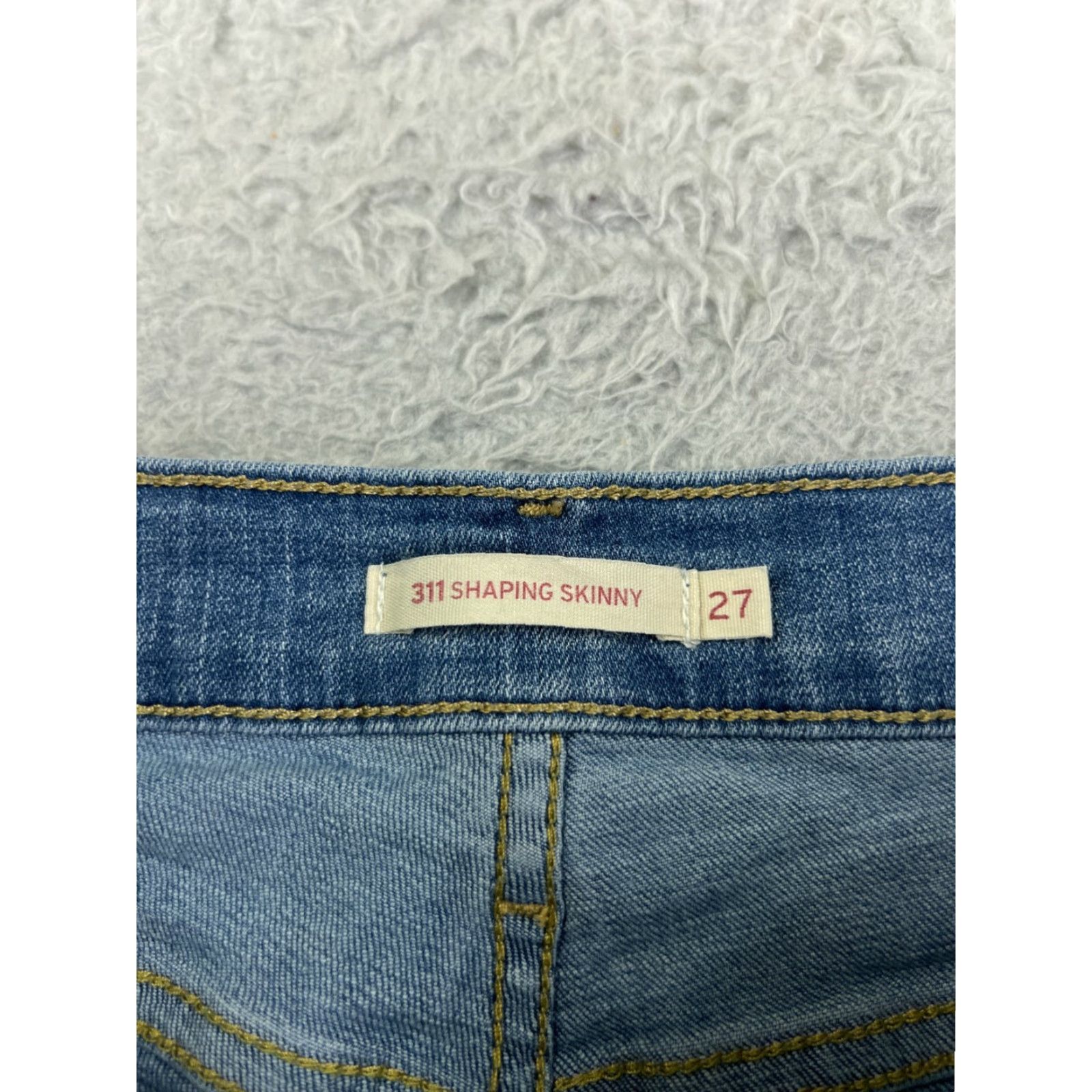 Levi's Levis Jeans Women 26 Blue Denim Skinny 26x29.5 Regular 5-Pocket Distressed Stretch Cotton Blend Denim Jeans Size 26" / US 2 / IT 38 - 6 Thumbnail