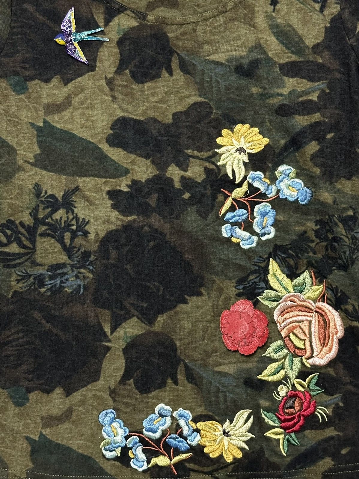 Dior DIOR 2005ss Camouflage Floral Embroidery T-Shirt with Broach Size M / US 6-8 / IT 42-44 - 3 Thumbnail