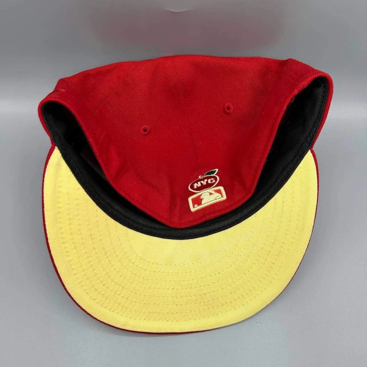 New Era New York Yankees Hat Men 7 1/2 Red Yellow MLB Fitted Cap Size ONE SIZE - 8 Thumbnail