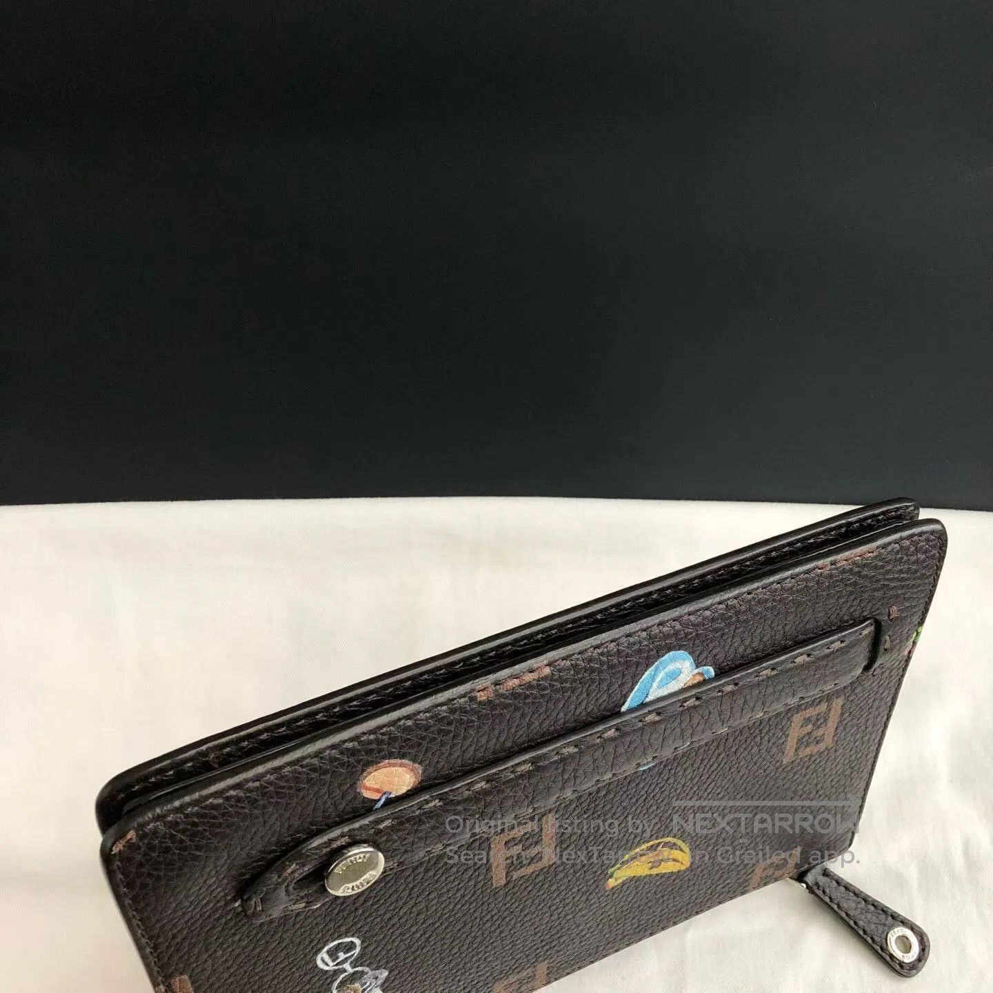 Fendi FENDI Lifestyle Graffiti Clutch Bag. Size ONE SIZE - 4 Thumbnail