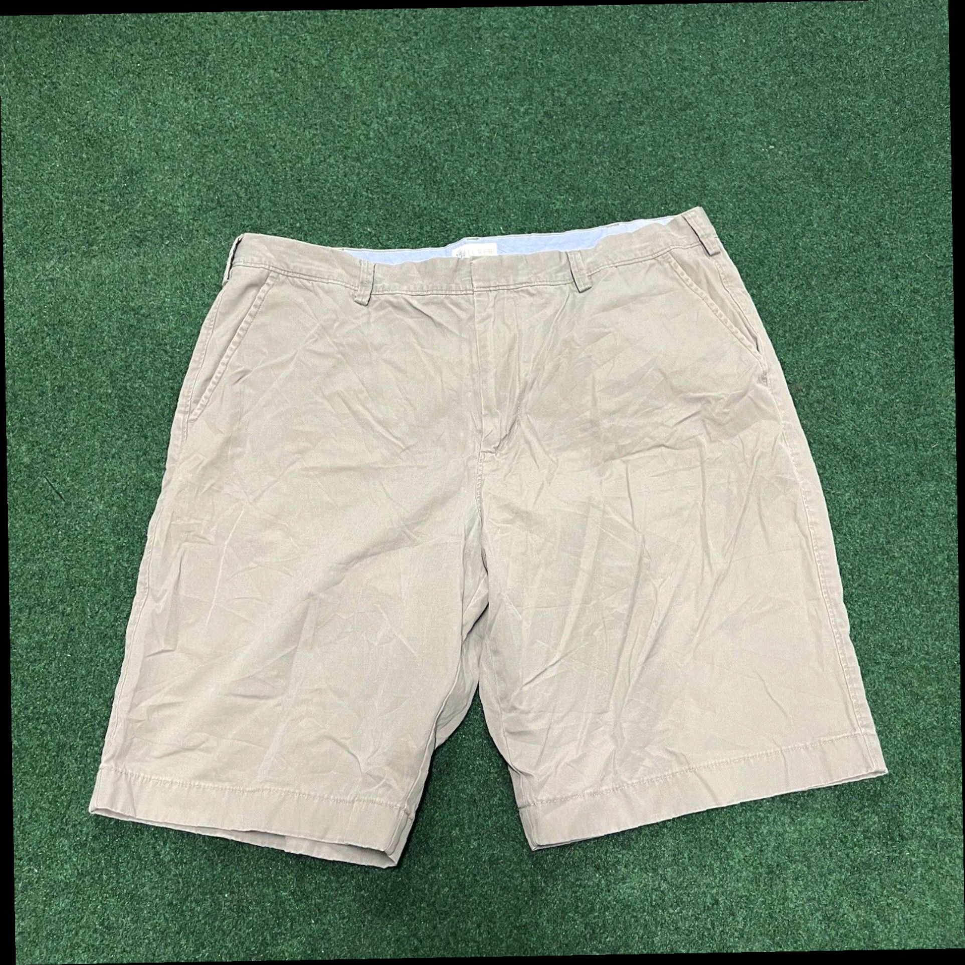 J.Crew J Crew Shorts Mens 38 Beige Stretch Chino Flat Front 10.5 Inseam Preppy Size US 38 / EU 54 - 1 Thumbnail
