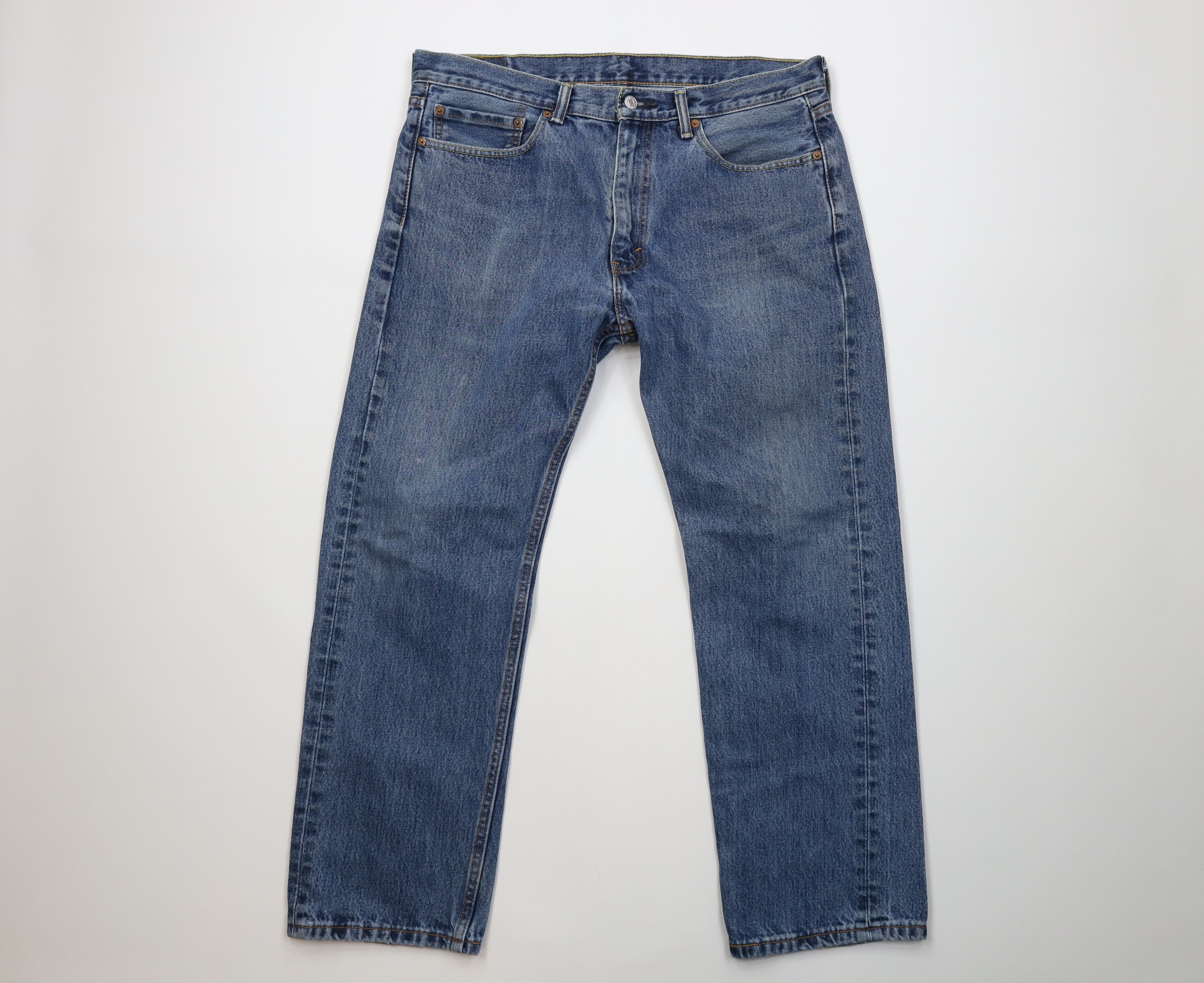 Levi's Vintage Y2K Levis 505 Regular Straight Leg Denim Jeans Size US 36 / EU 52 - 1 Thumbnail