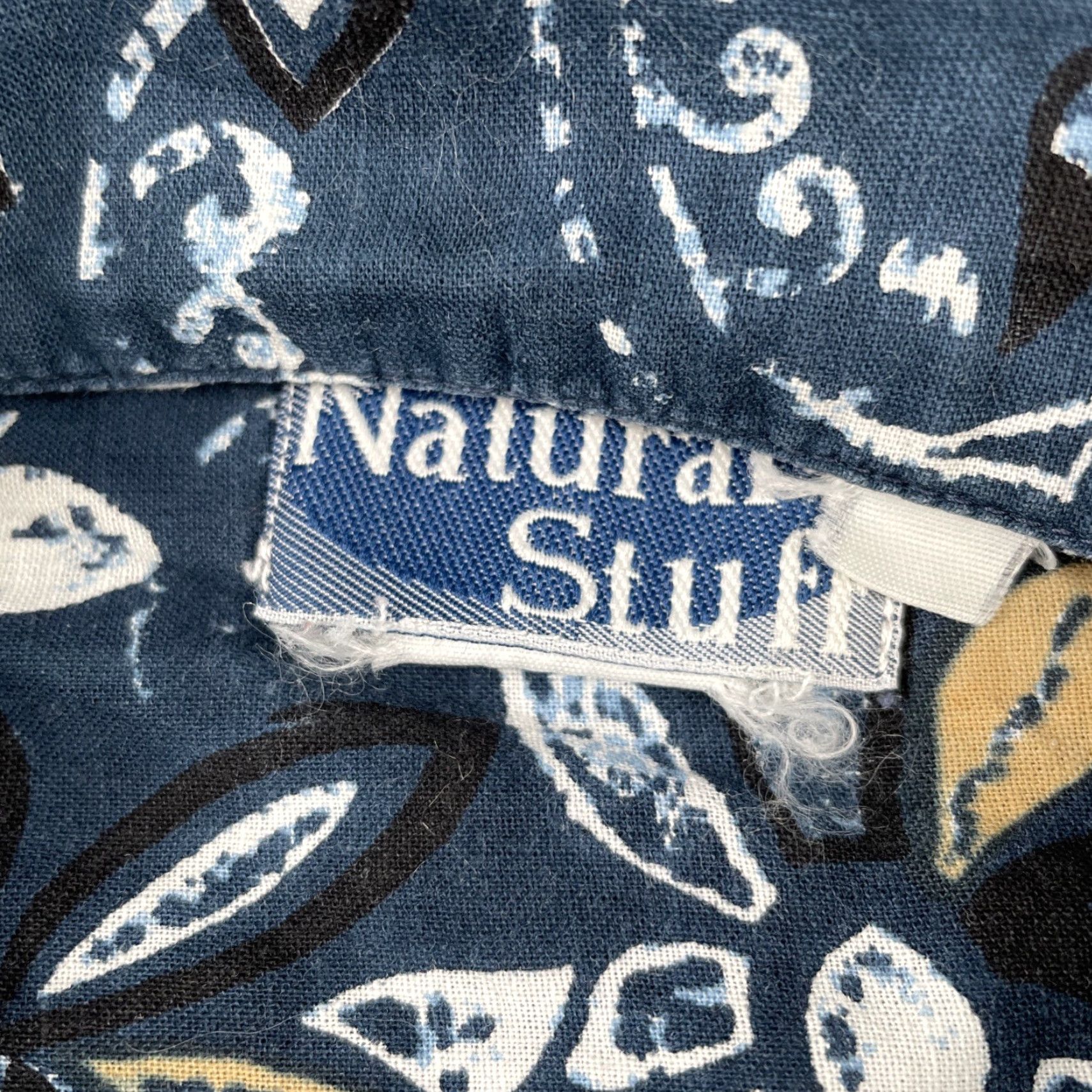 Vintage VINTAGE Natural Stuff Shirt XL Short Sleeve Button-Up Floral Deep Blue X-Large Boys Men Womens Size US XL / EU 56 / 4 - 4 Thumbnail