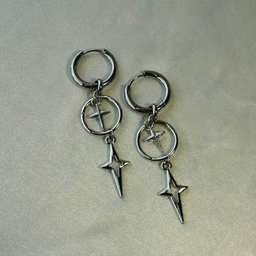 Japanese Brand × Jewelry Punk Star Cross Earrings Size ONE SIZE - 1 Thumbnail