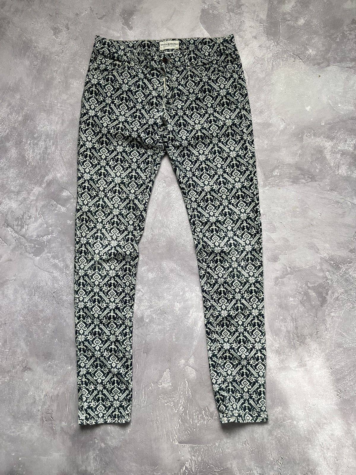 Ralph Lauren Denim & Supply Ralph Lauren Aztec Graphics Corduroy Pants Size 28" / US 6 / IT 42 - 1 Thumbnail
