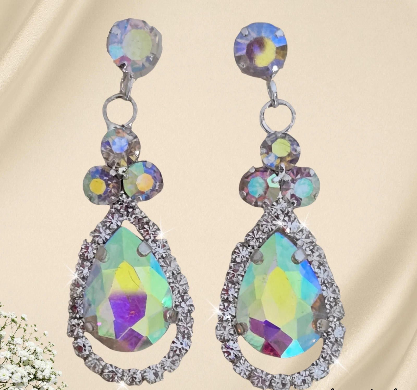 Other Rhinestone Dangle Earrings Aroura Borealis Bridal Prom NEW Size ONE SIZE - 1 Thumbnail